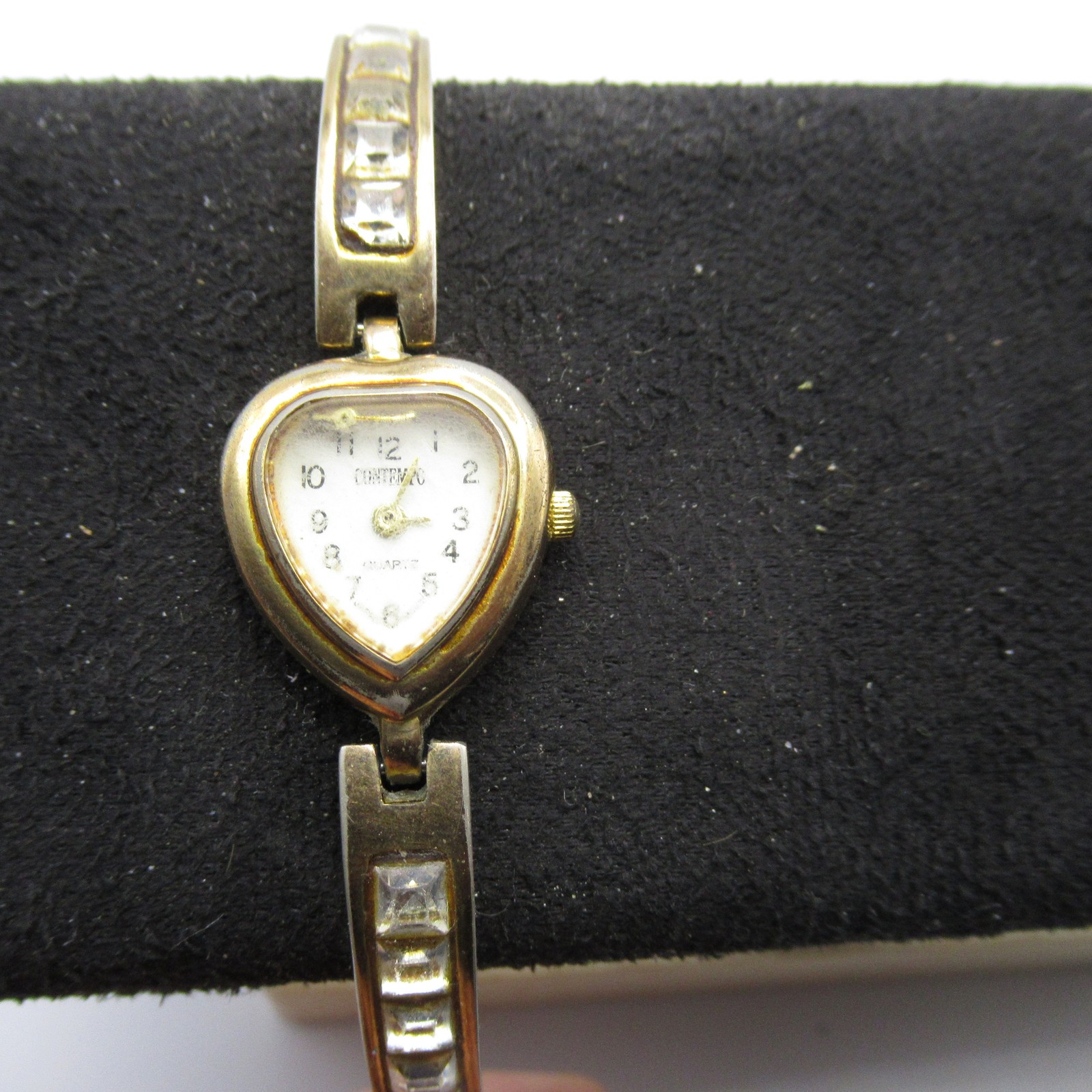 CORTINA Women’s Heart Shape Gold Tone Quartz Wristwatch with Baguette Stones