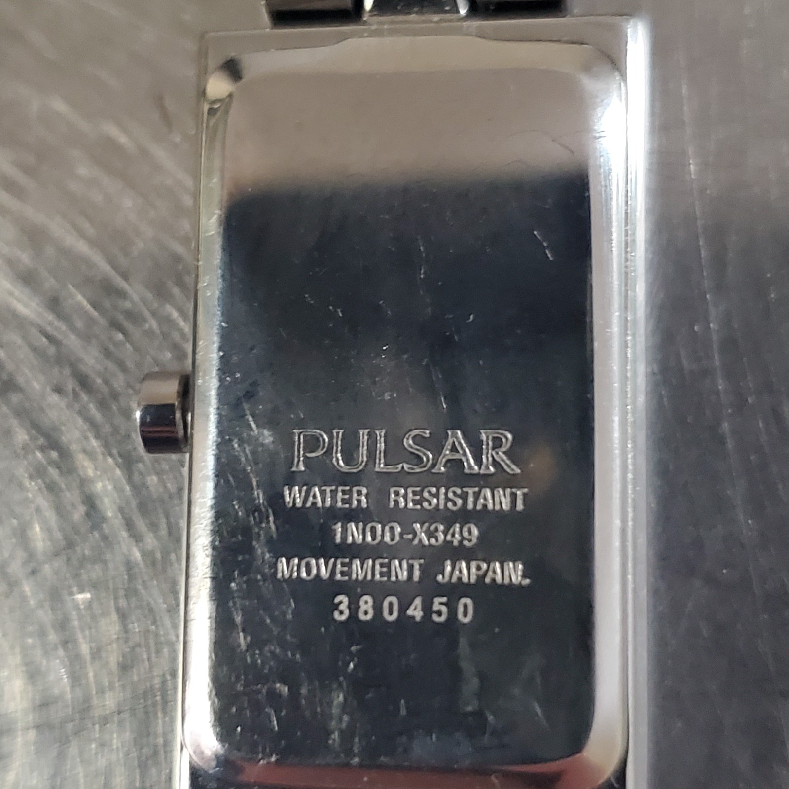 Pulsar Watch Women’s Vintage Analog Black Dial Roman Numerals 6.75 inch 16 mm