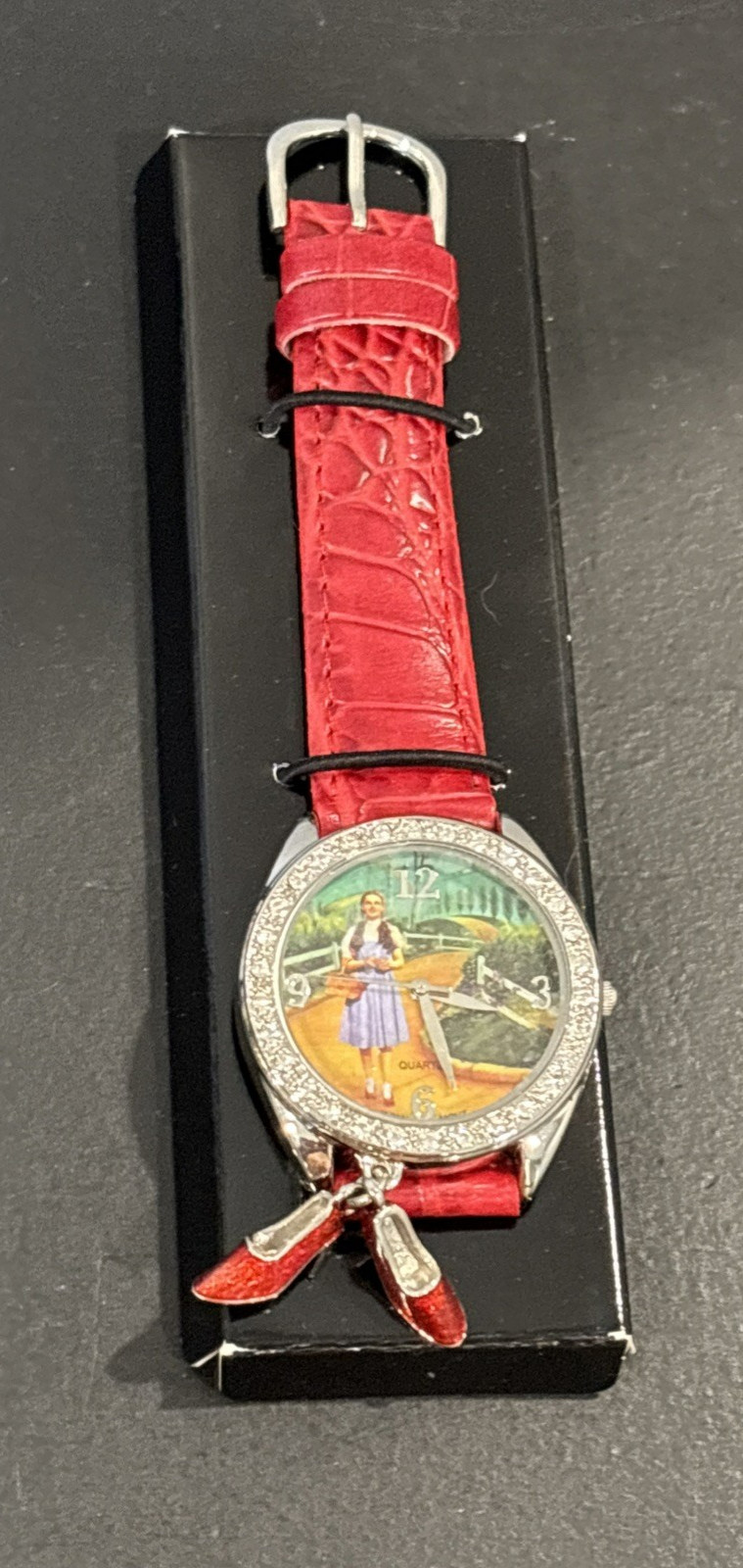 Wizard of Oz Special Commemorative Edition Watch Avon Red Ruby Slippers Charm