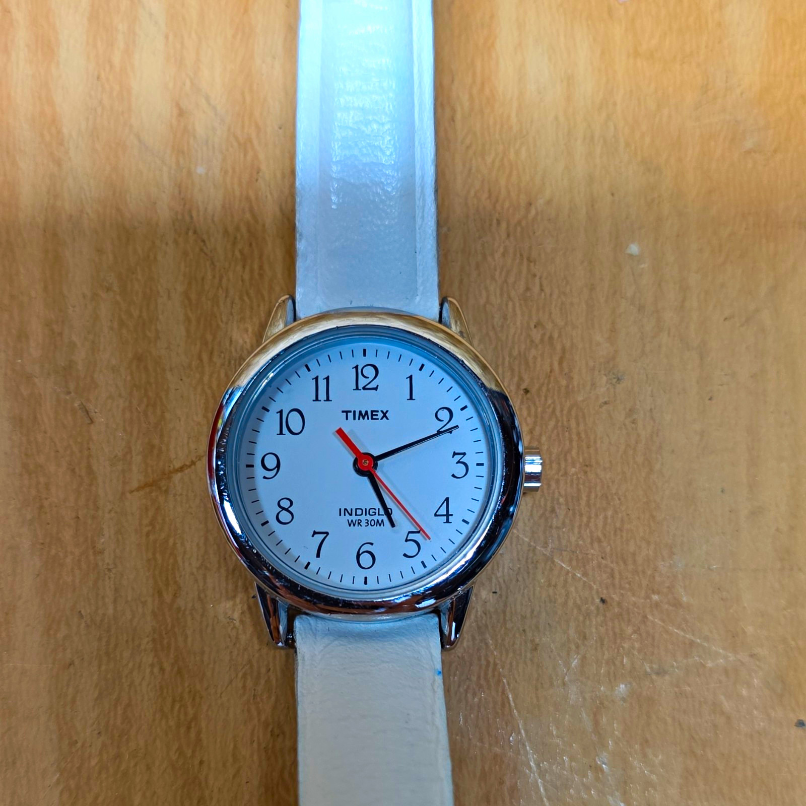 Timex Indiglo Quartz Analog WR30M Watch White Dial Silver Case White Leather
