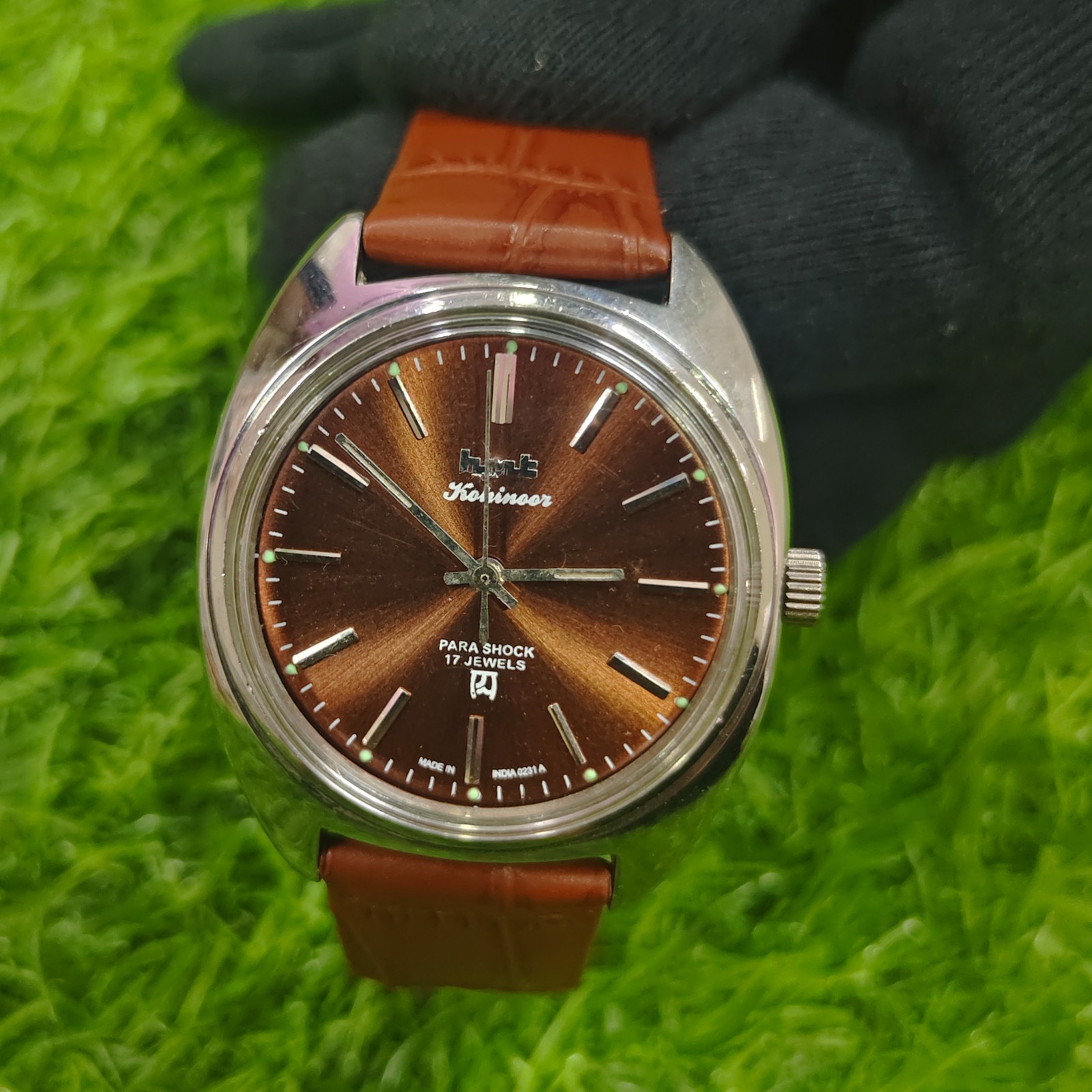 Vintage HMT Kohinoor 38mm Maroon Dial Hand-Winding Mechanical Watch Exhibition