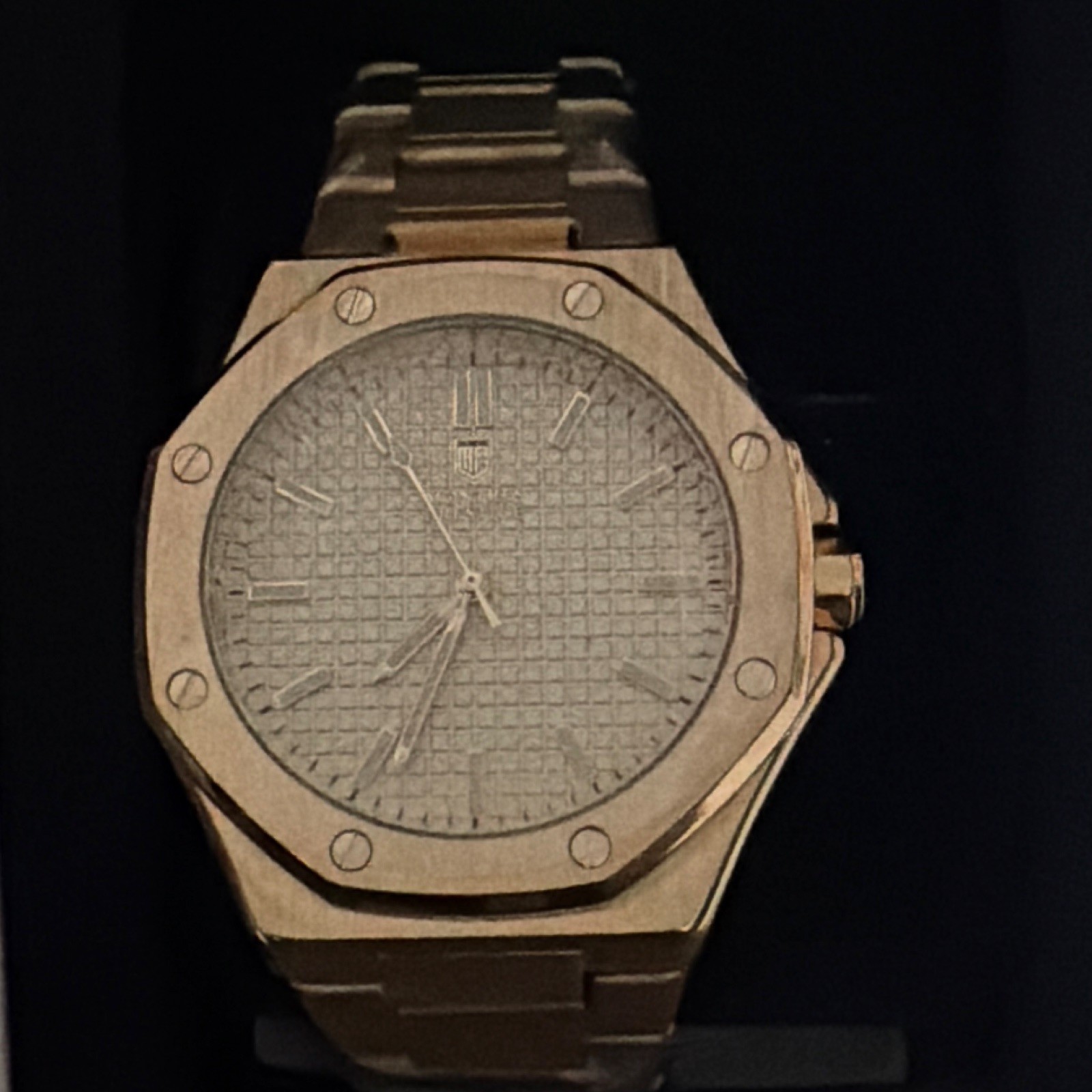MOA Prestige Men’s Quartz Classic Watch Gold Octagon Tapisserie Dial 30m
