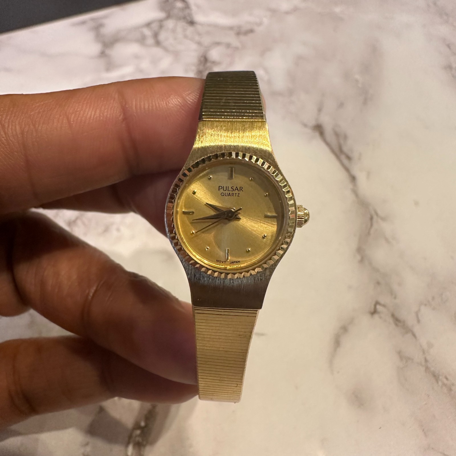 Vintage Pulsar Womens Watch Gold Tone Small Dial 15MM New Battery 5.75 Inch