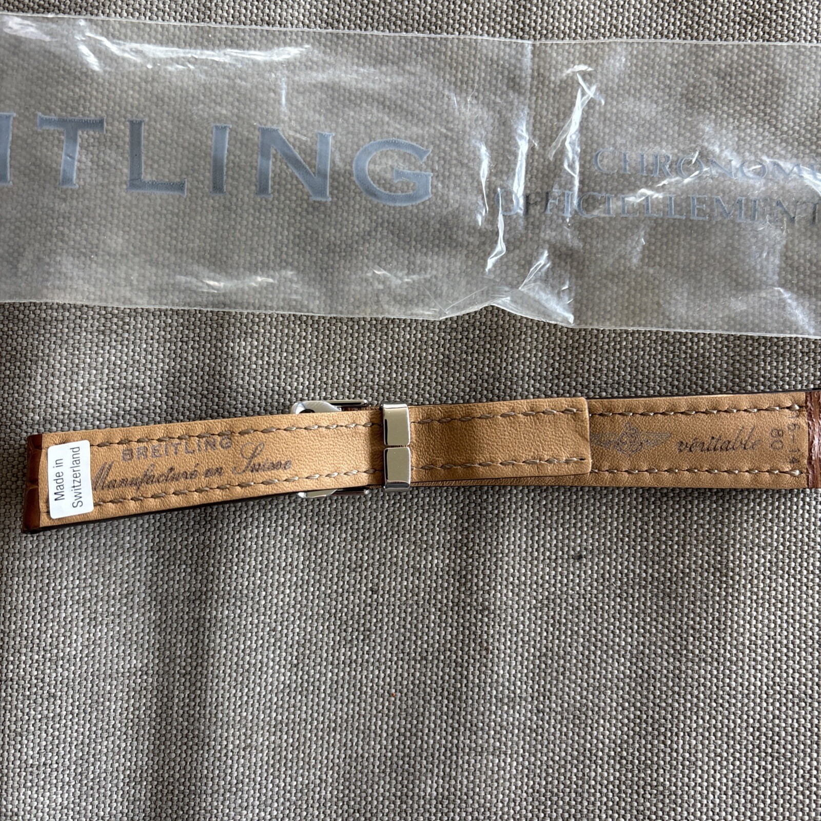 Original New Breitling 16-14 80 Leather Bracelet Band for Folding Clasp 226