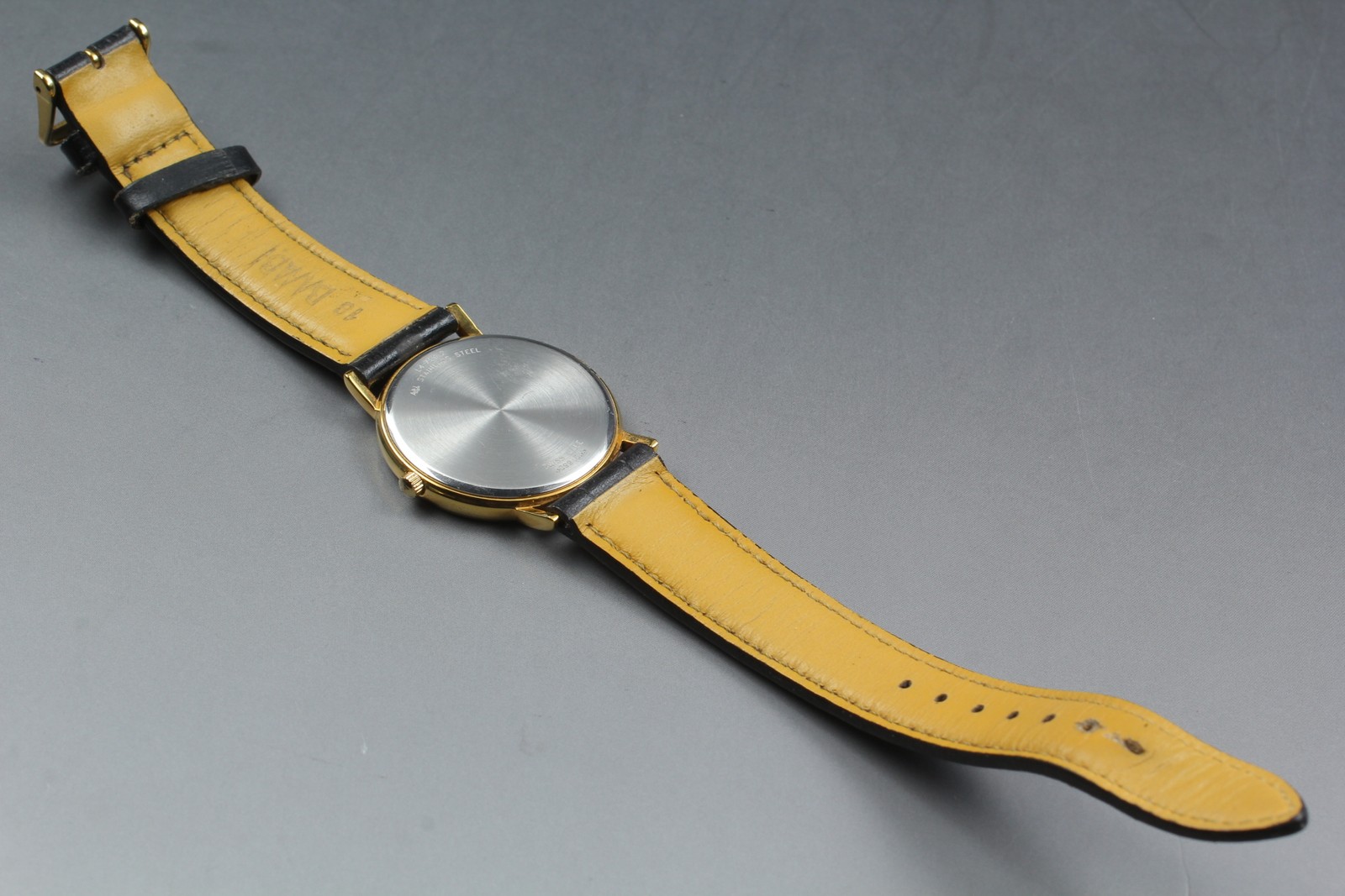 [Near MINT] LONGINES L4.720.2 Grand Classic 33mm Gold Qz Men’s Watch From Japan