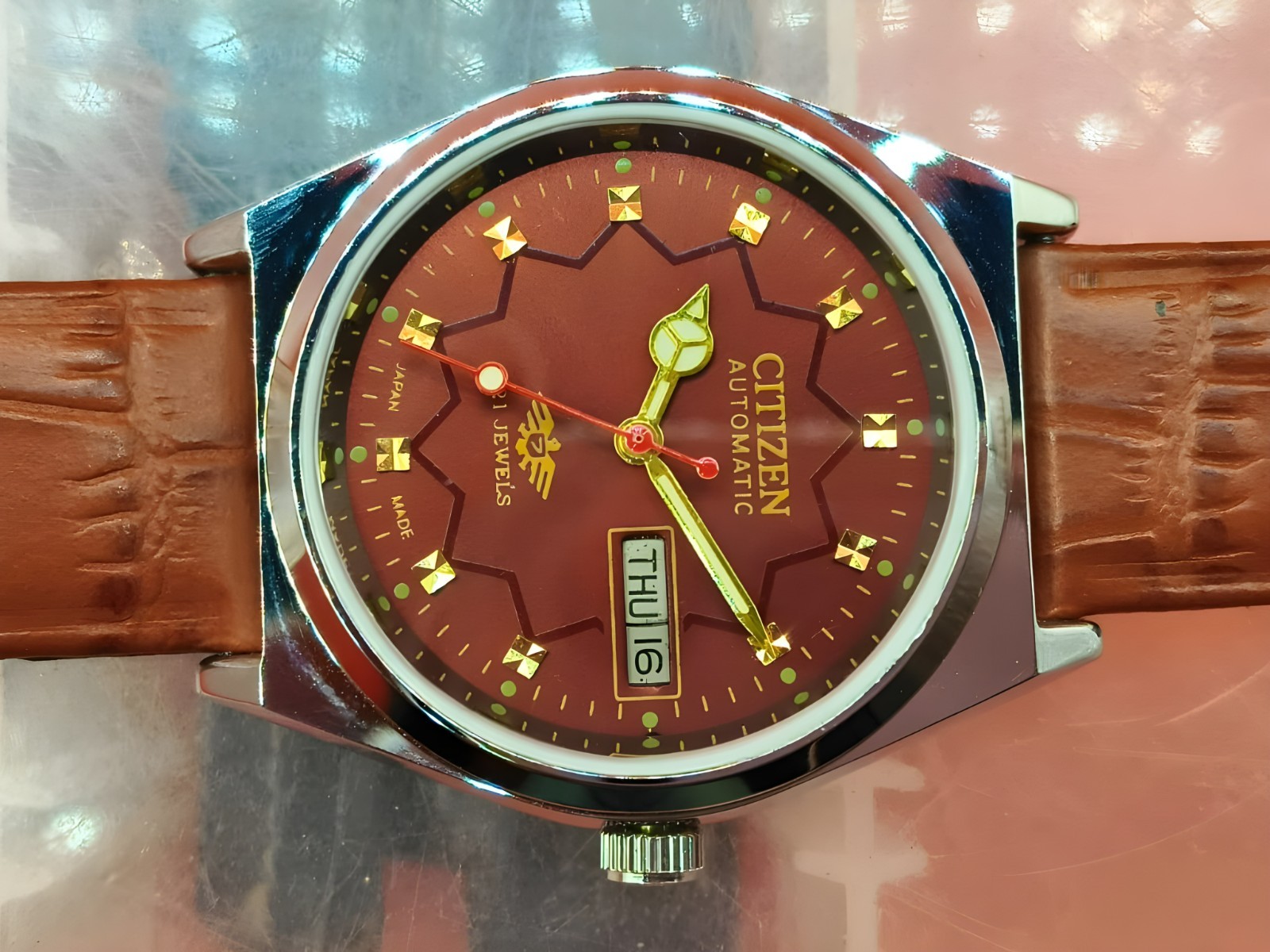 Automatic 8200 21Jewels Restored Dial Red DayDate Mens Japan Watch Vintage 36