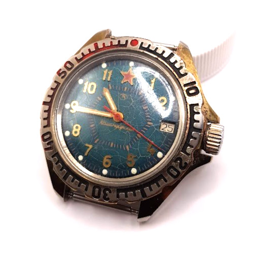 LEGENDARY RUSSIAN VINTAGE MENS WATCH VOSTOK KOMANDIRSKIYe MECHANICAL WORKING RAR