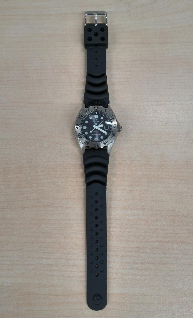 Seiko Prospex V145-0AH0 18cm Titanium Extra Links Included Solar Diver Mens