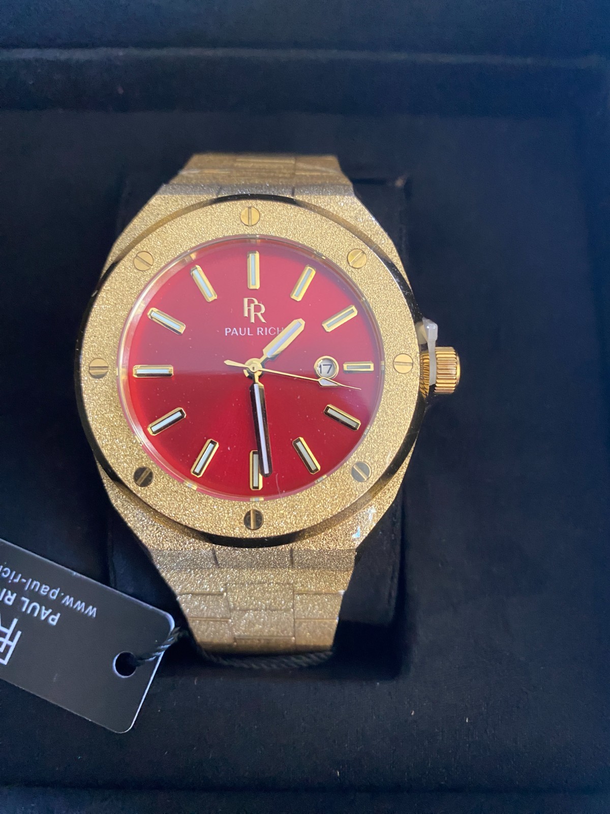 Gold Frosted Sultan Ruby