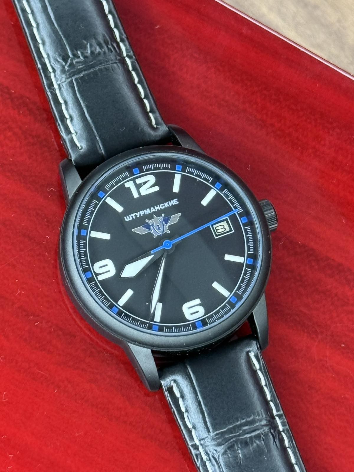 Watch Aviator Pilot Mechanical Vintage Soviet USSR Military Day Calendar Raketa