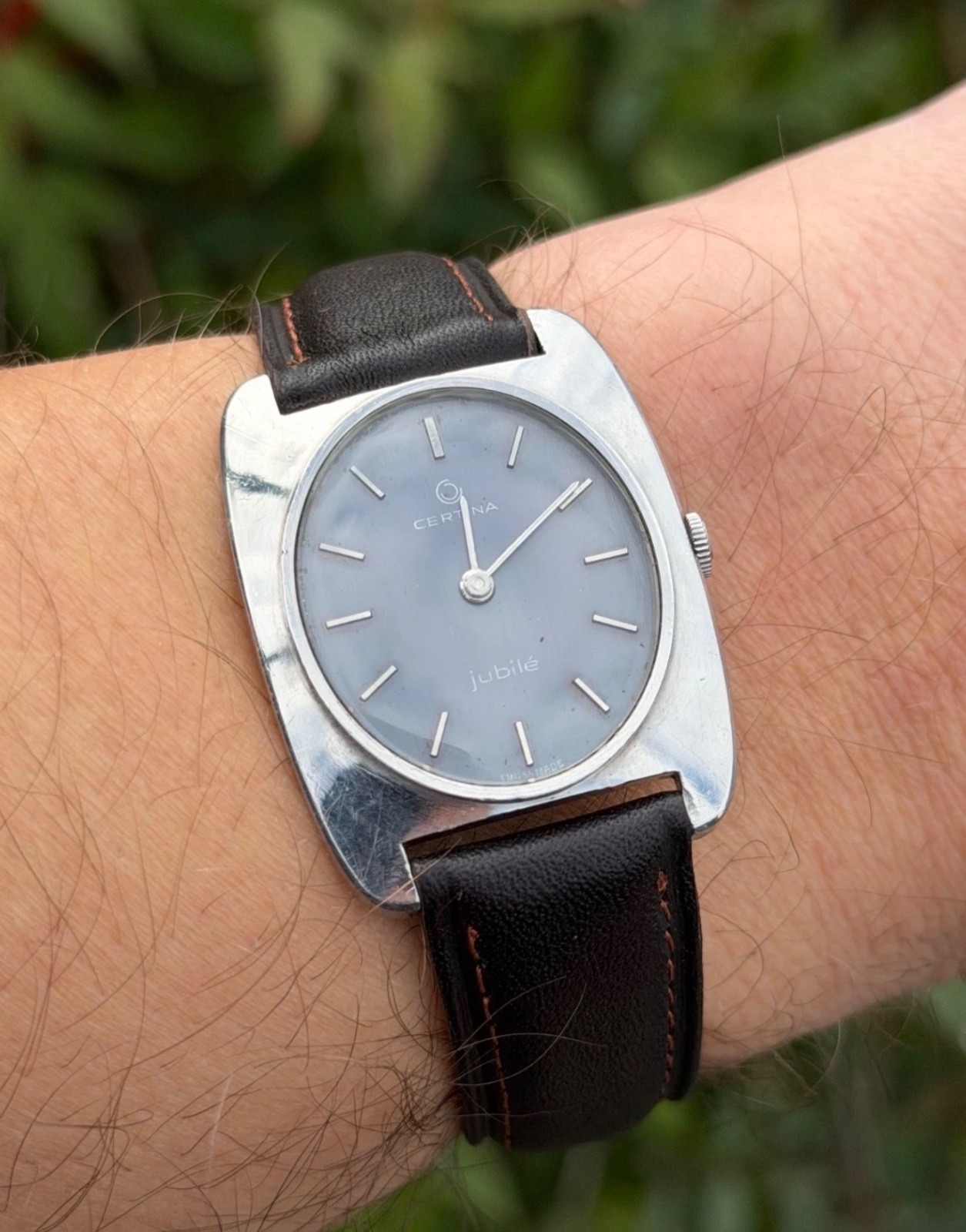 Vintage Certina Jubilé 4001-173 Manual Winding 1960 Men’s Watch 30 MM x 37.5 MM