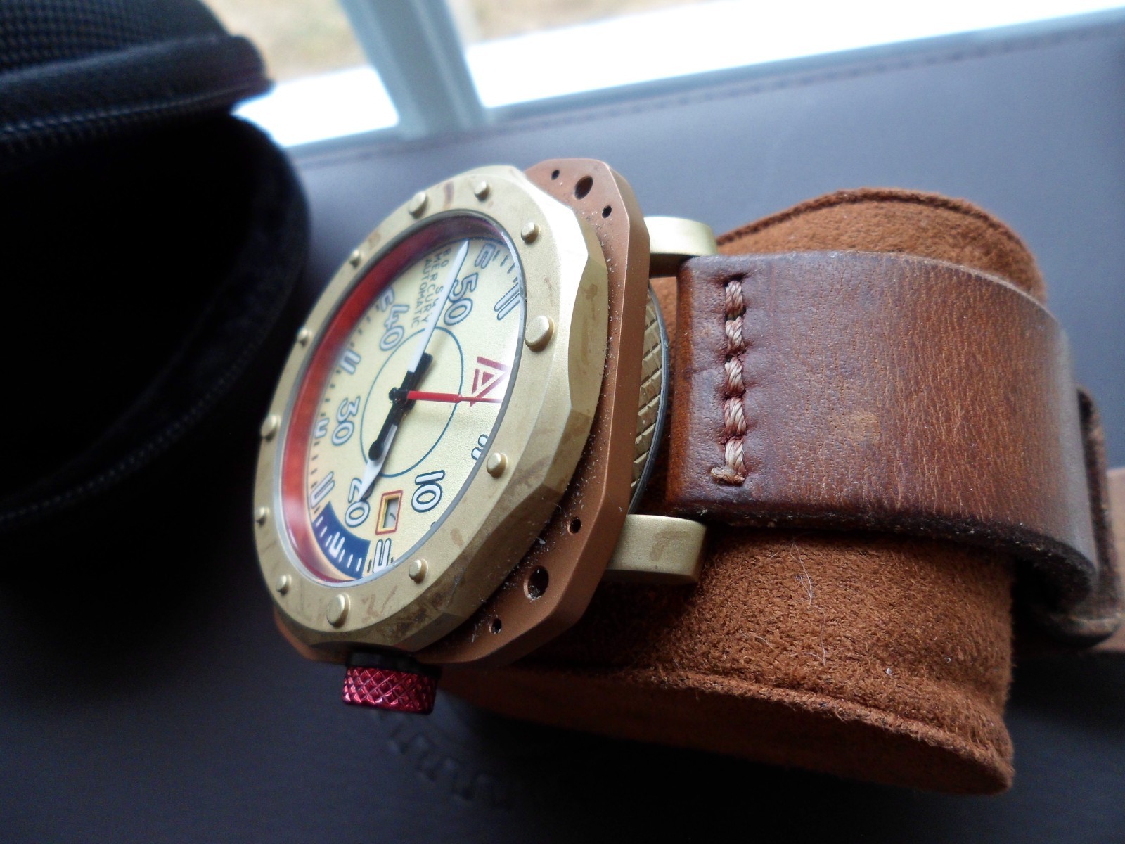 W.T.AUTHOR 1940 PILOT AUTOMATIC WATCH.BRITISH BUILT,RARE. MIYOTA 9015.