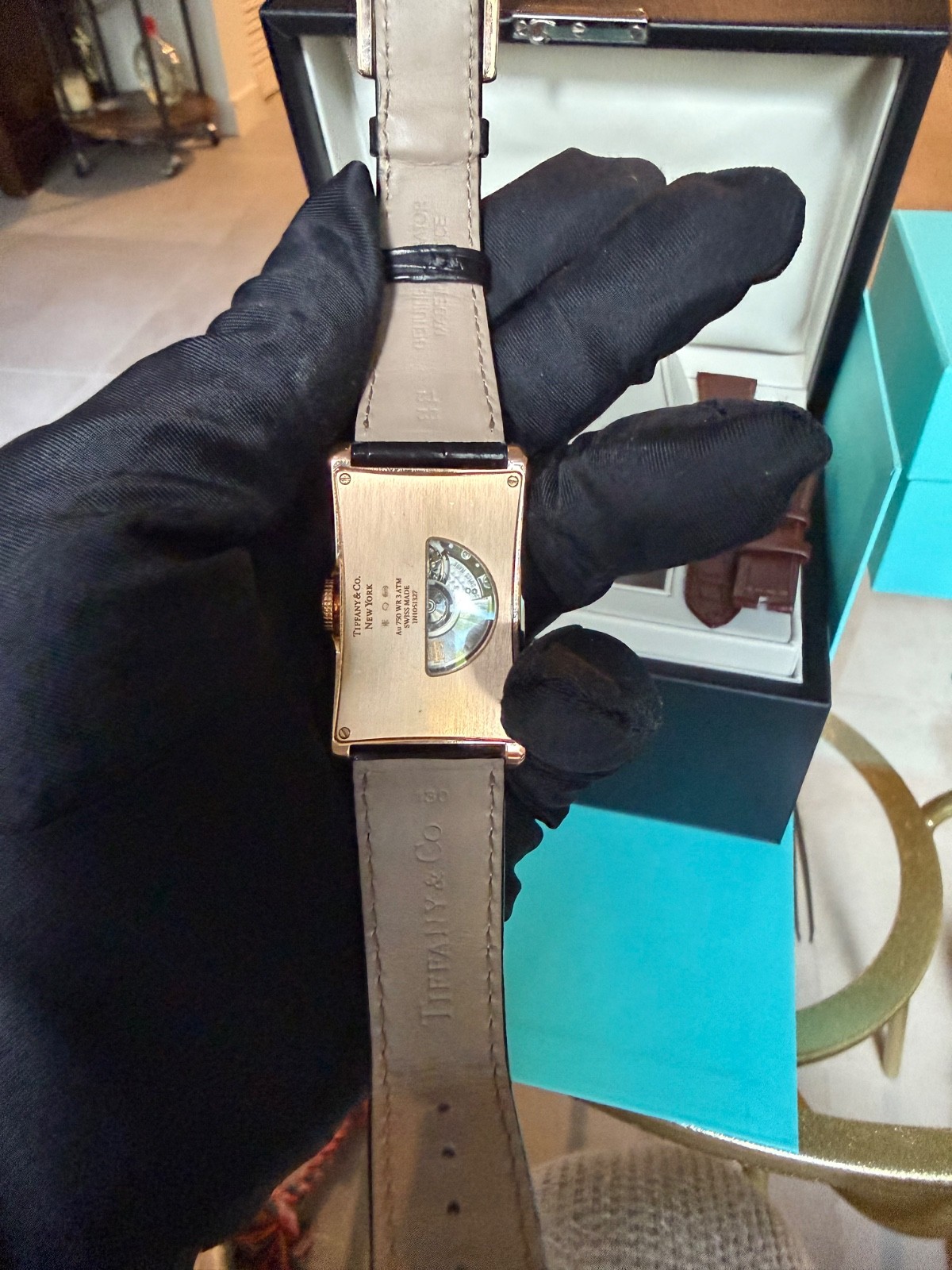 Tiffany&Co 18k Rose solid gold East West ,Men’s,Excellent condition ,Size28x46mm