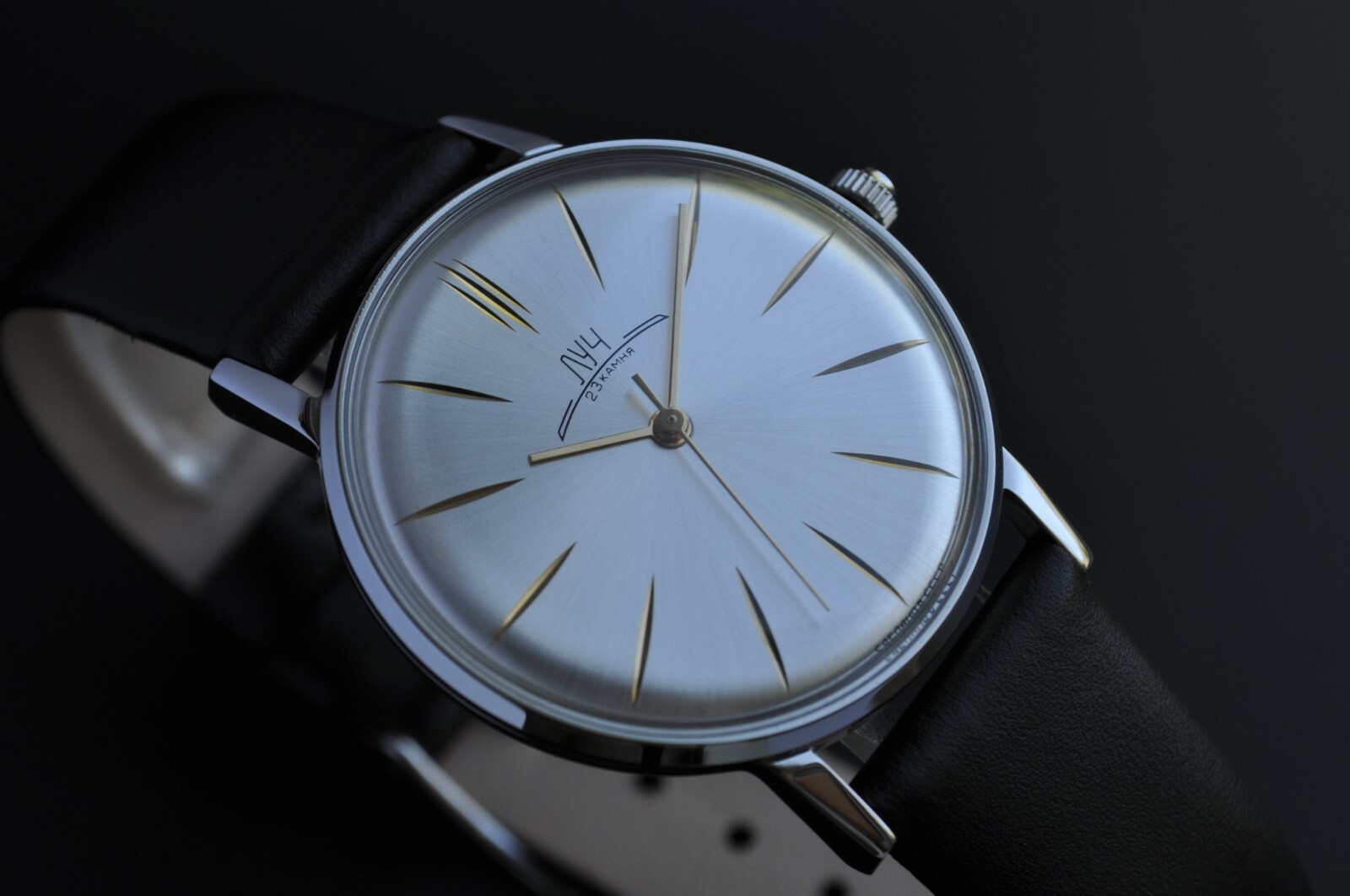 NOS Poljot De LUXE LUCH Extra SLIM Watch Men’s Vintage 1970 Case St.Steel R.
