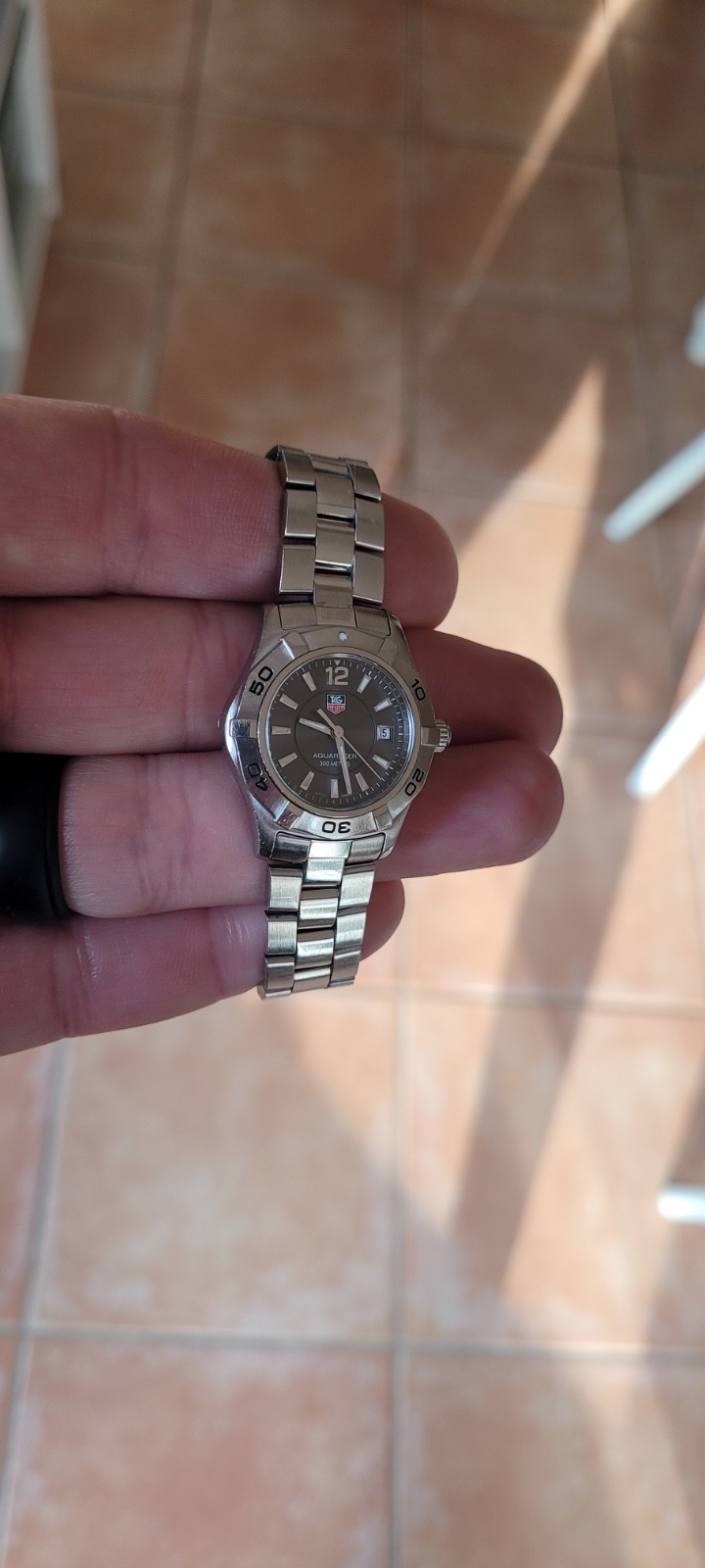 TAG Heuer WAF141E.BA0823 Womens Aquaracer Series Quartz Watch Gray Silver 300M