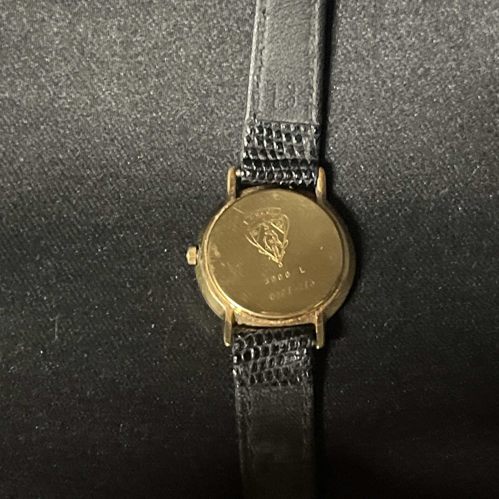 Vintage Gucci 3000 L Women’s Wristwatch with A Gold-plated Case Swiss Made W/Box