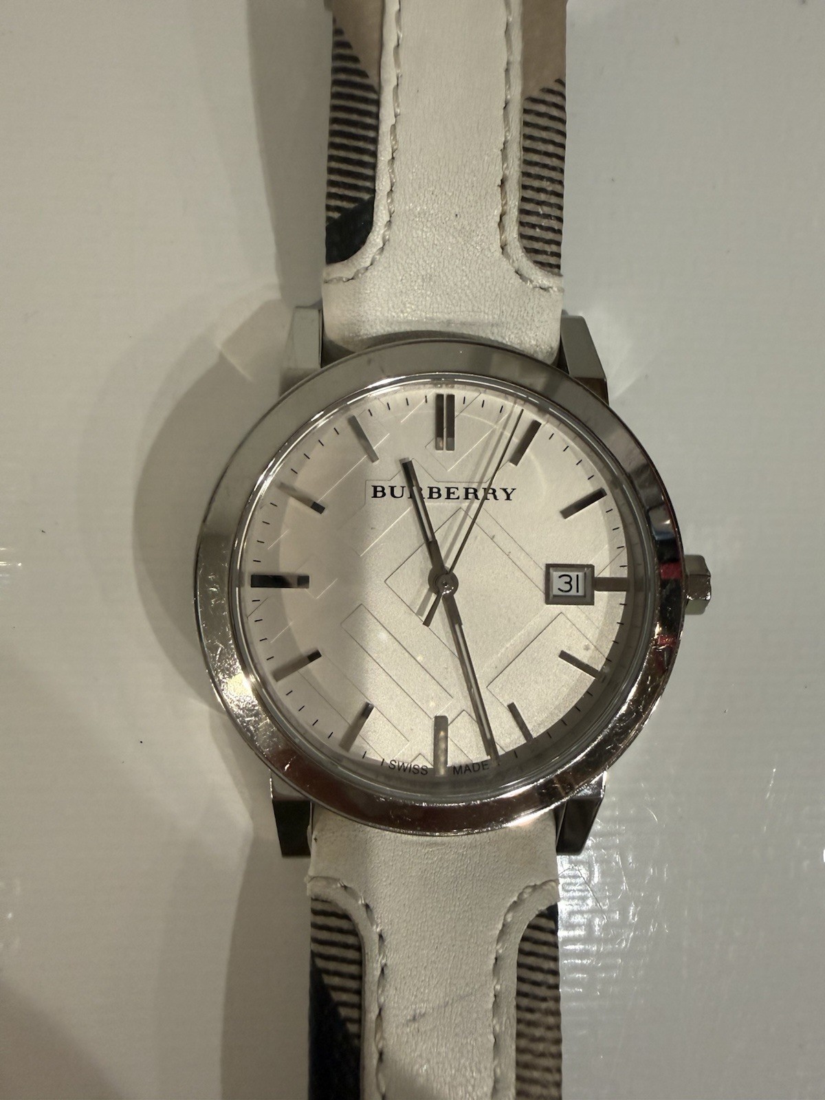 Burberry Women’s White Novacheck Leather Watch Silver Tone