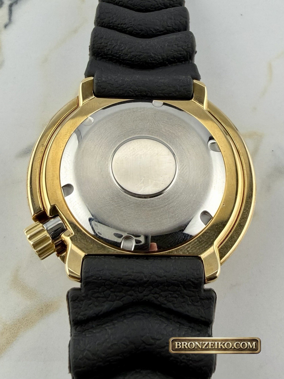 Bronze Shrouded Automatic Dive Watch – Seiko NH35 Movement