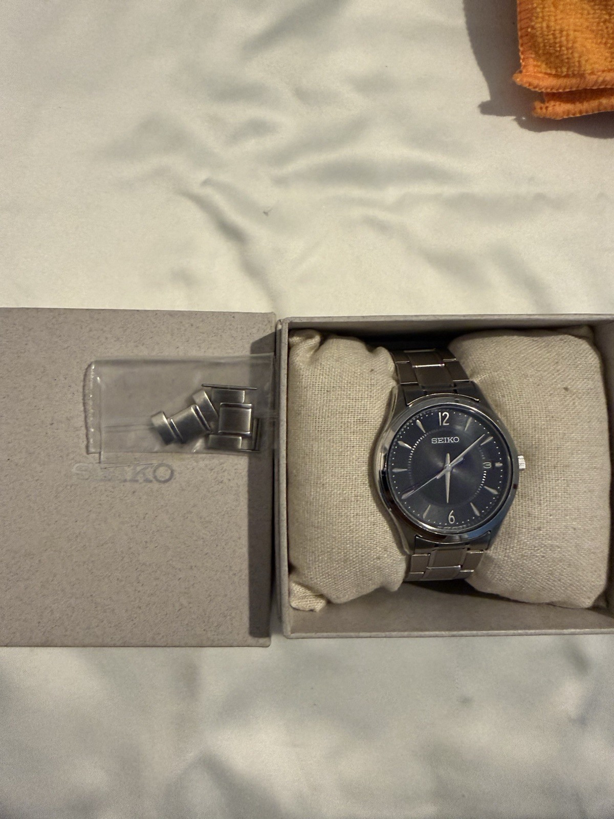 Seiko Men’s Quartz Sapphire Dress Watch – SUR419
