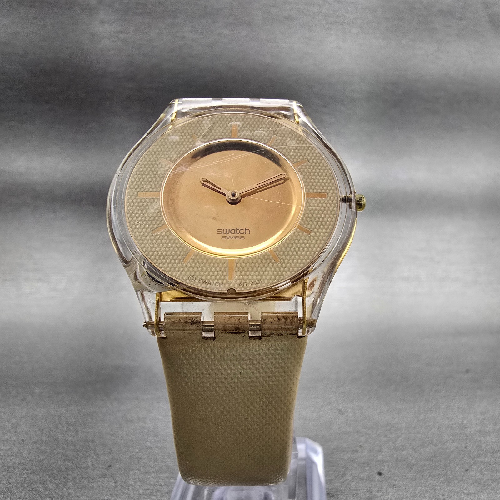 Swatch Skin THINE Watch Women Gold Dial Clear Case Round SFK155 New Battery