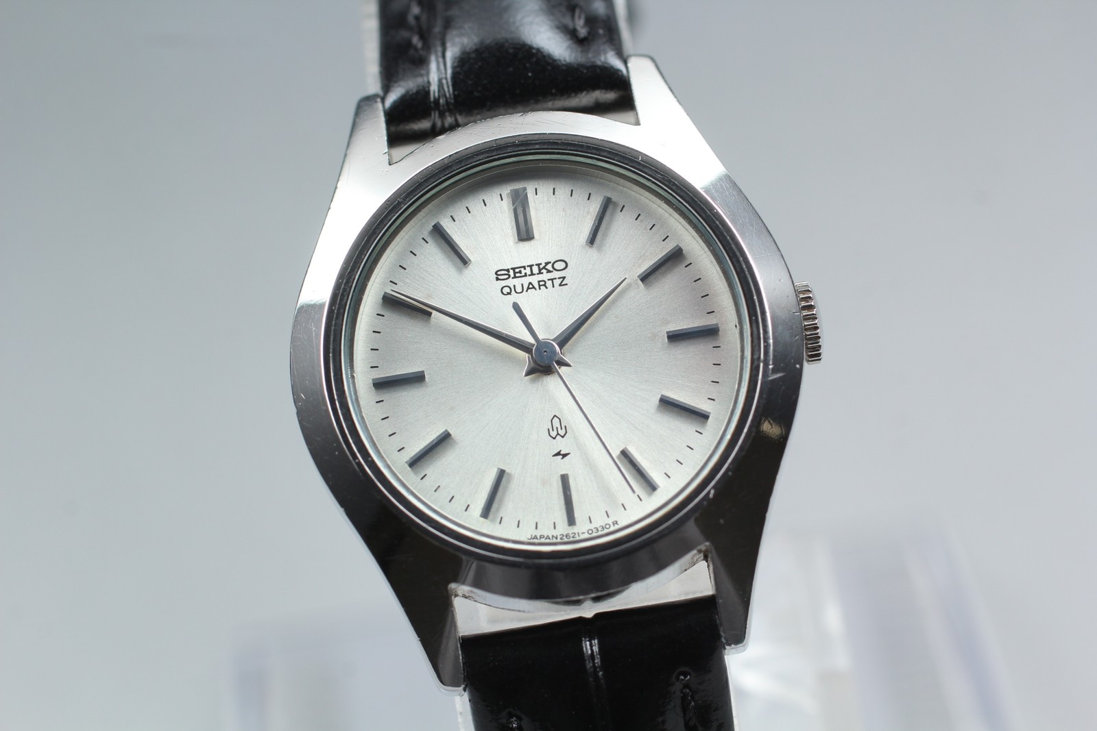 Vintage 1989 [Exc+5] Seiko 2621-0100 Silver Round 24mm Quartz Ladies Watch JAPAN