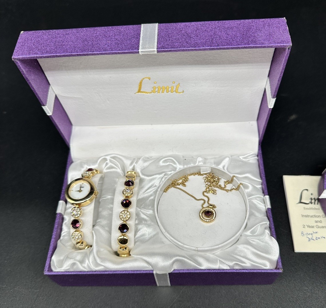 LIMIT Ladies Gold Tone/ Crystal Detailed Watch, Necklace & Bracelet Set