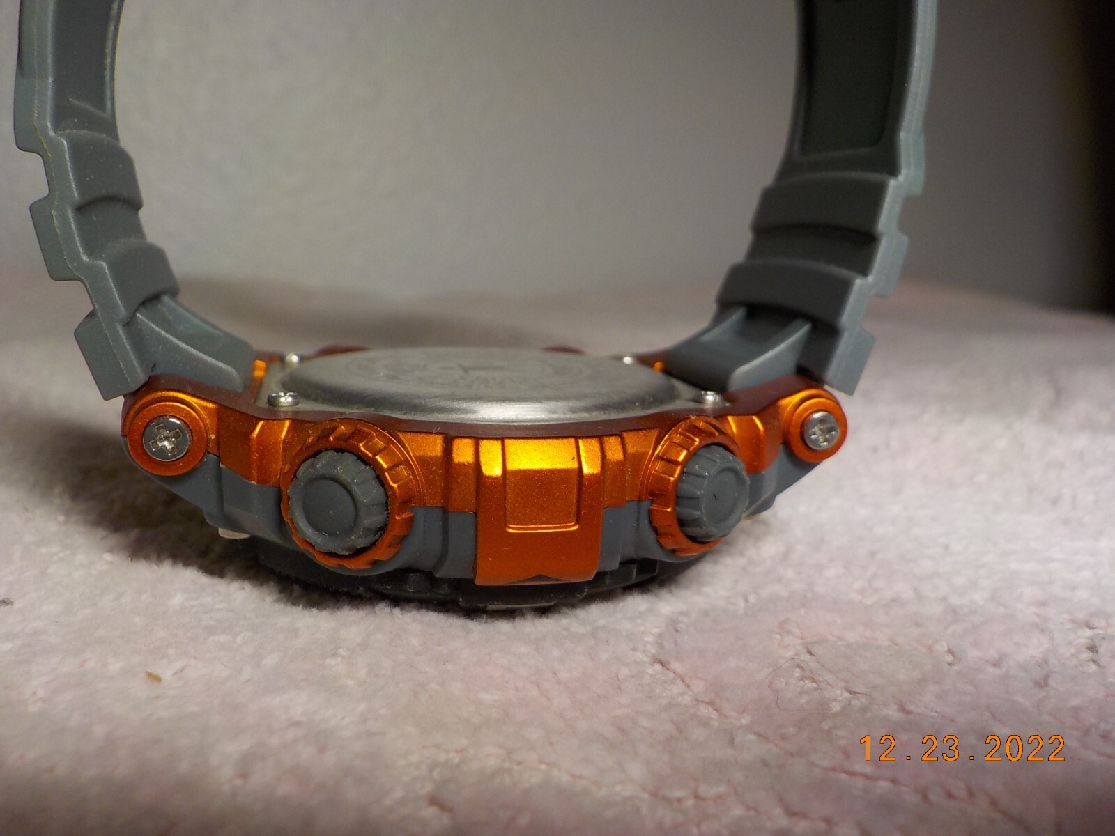 ARMITRON 40/8284 GRAY/ORANGE QTZ DIGITAL ALARM CHRONO WATCH NEW BATTERY
