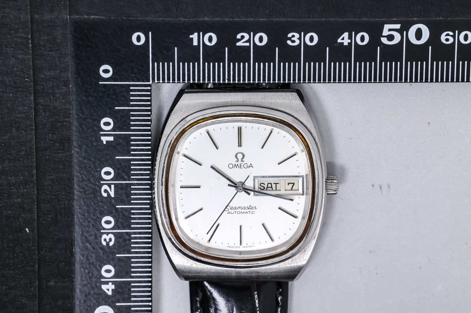 OH Serviced *NEAR MINT* Vintage OMEGA Seamaster Cal.1020 AT Day/Date 35mm Men TV