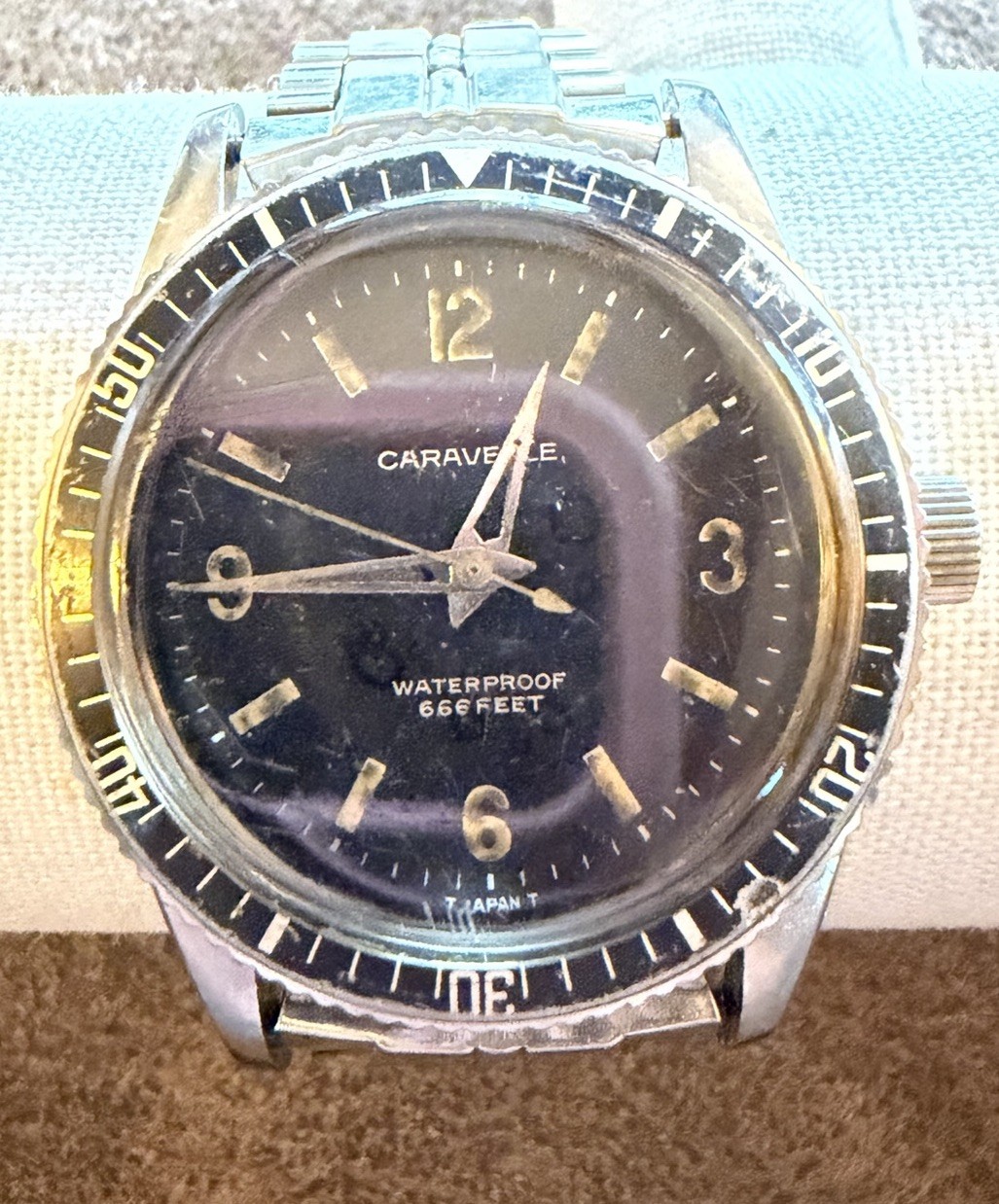 Vintage Caravelle Sea Hunter 666 Skin Diver Men’s Wristwatch Explorer Dive