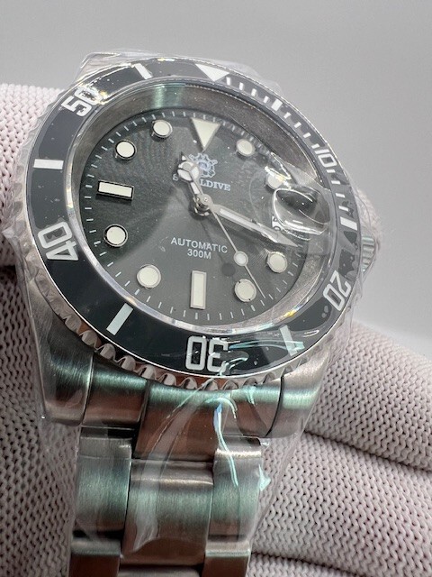 USA SELLER! Steeldive Gray SD1953 Diver/Sub-Bracelet Choice w/Grey Rubber Option