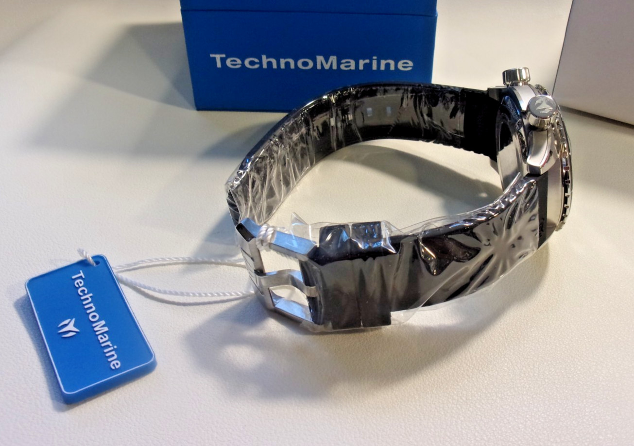 TechnoMarine automatic dual zone. Rotating inner ring. NH70A. 45mm. New in box.