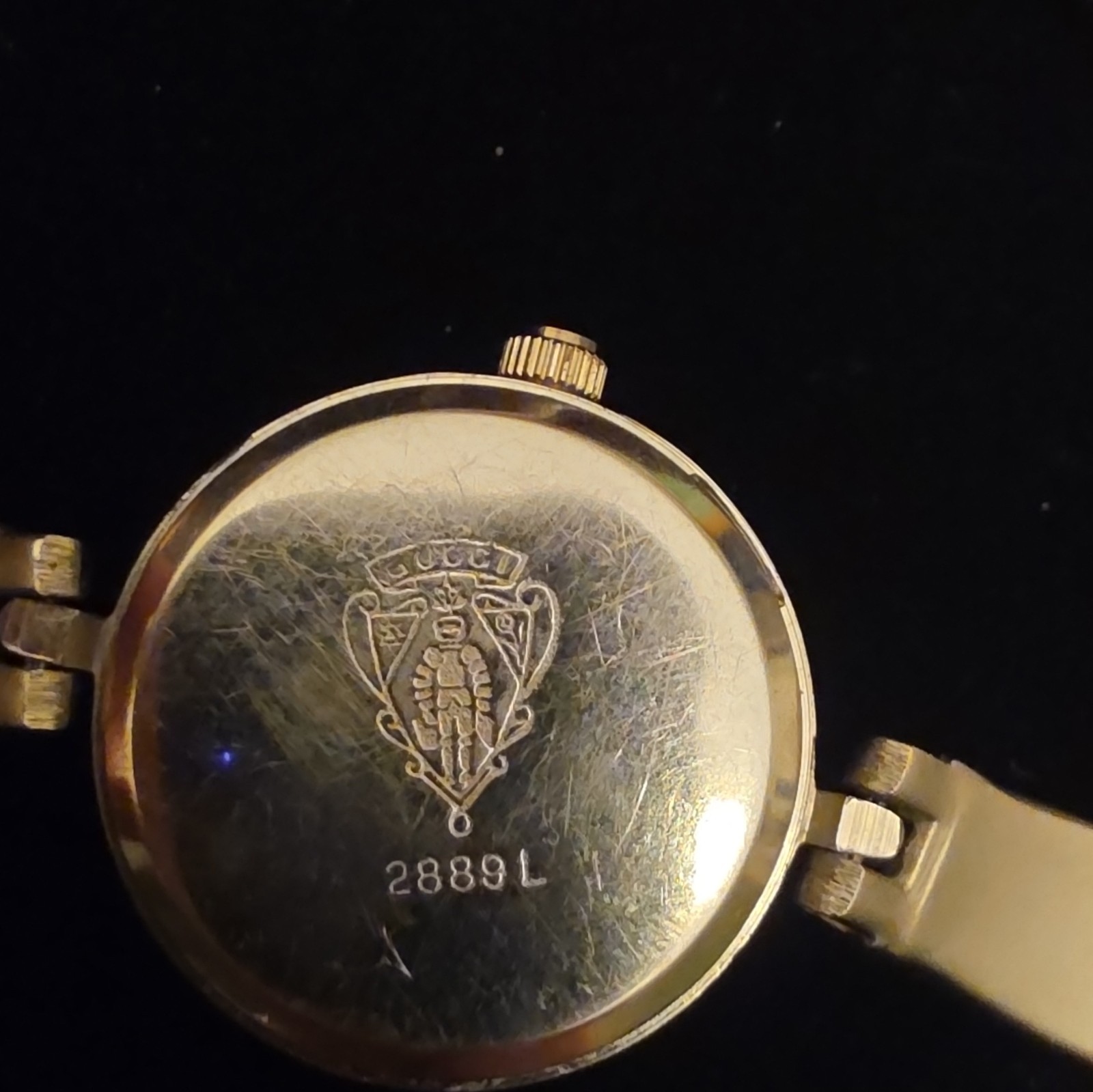 Gucci Women’s Quartz Analog Wristwatch Silver Tone Metal Bracelet 30m 3ATM Works