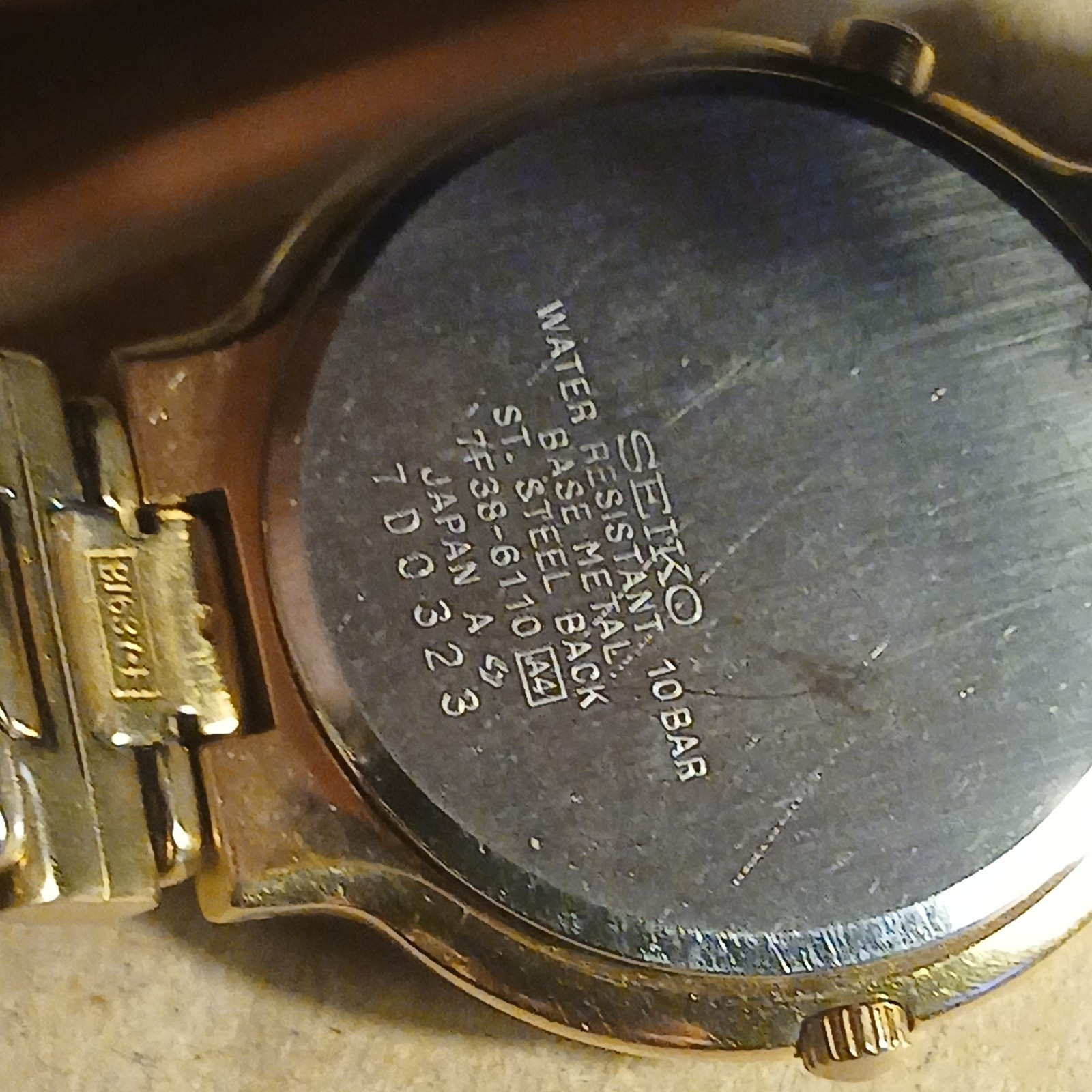 Seiko 7F38 6110 moonphase quartz watch working spares please see description