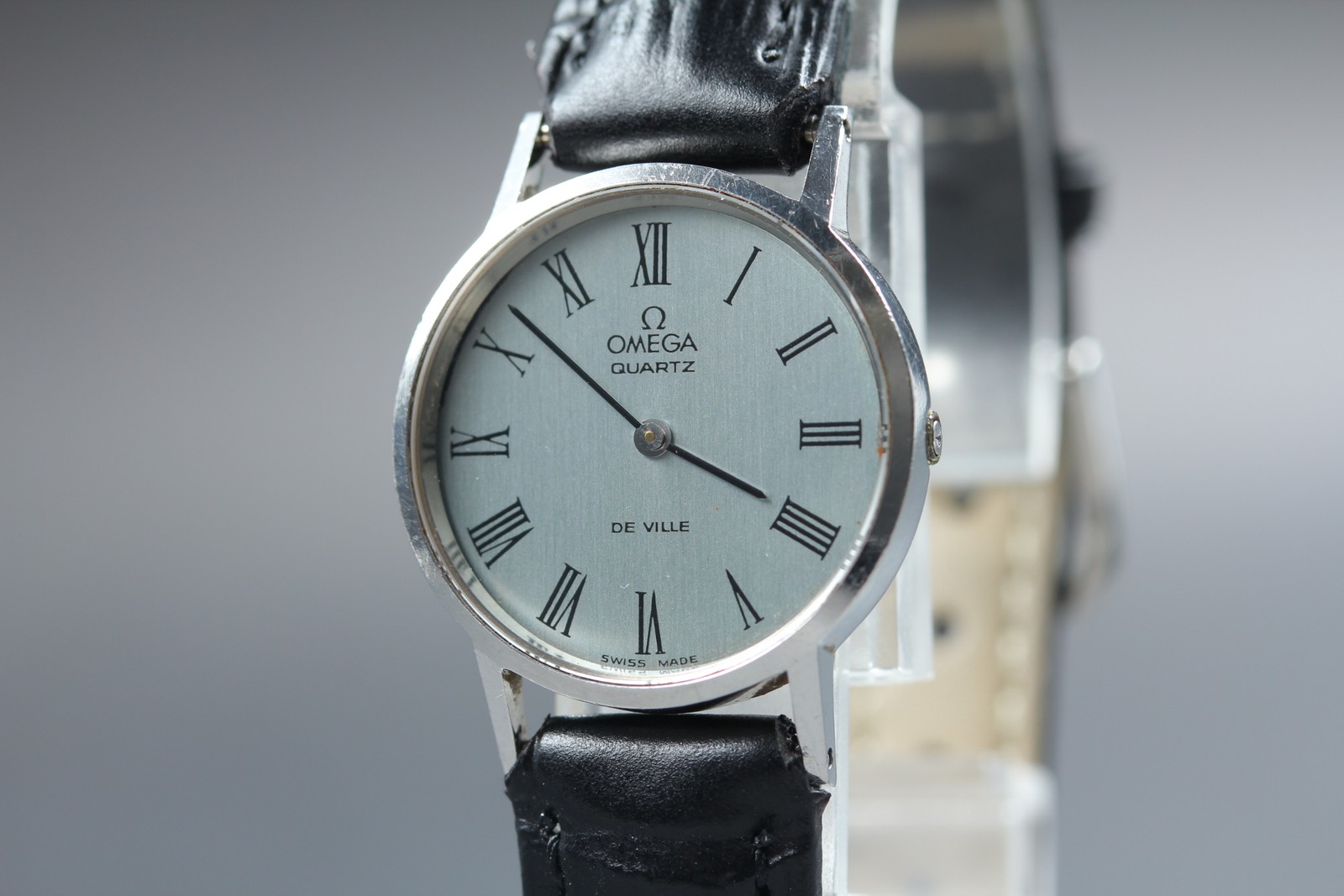Vintage 70s OMEGA De Ville Cal.1350 Quartz Roman Dial 23mm Ladies watch New Batt