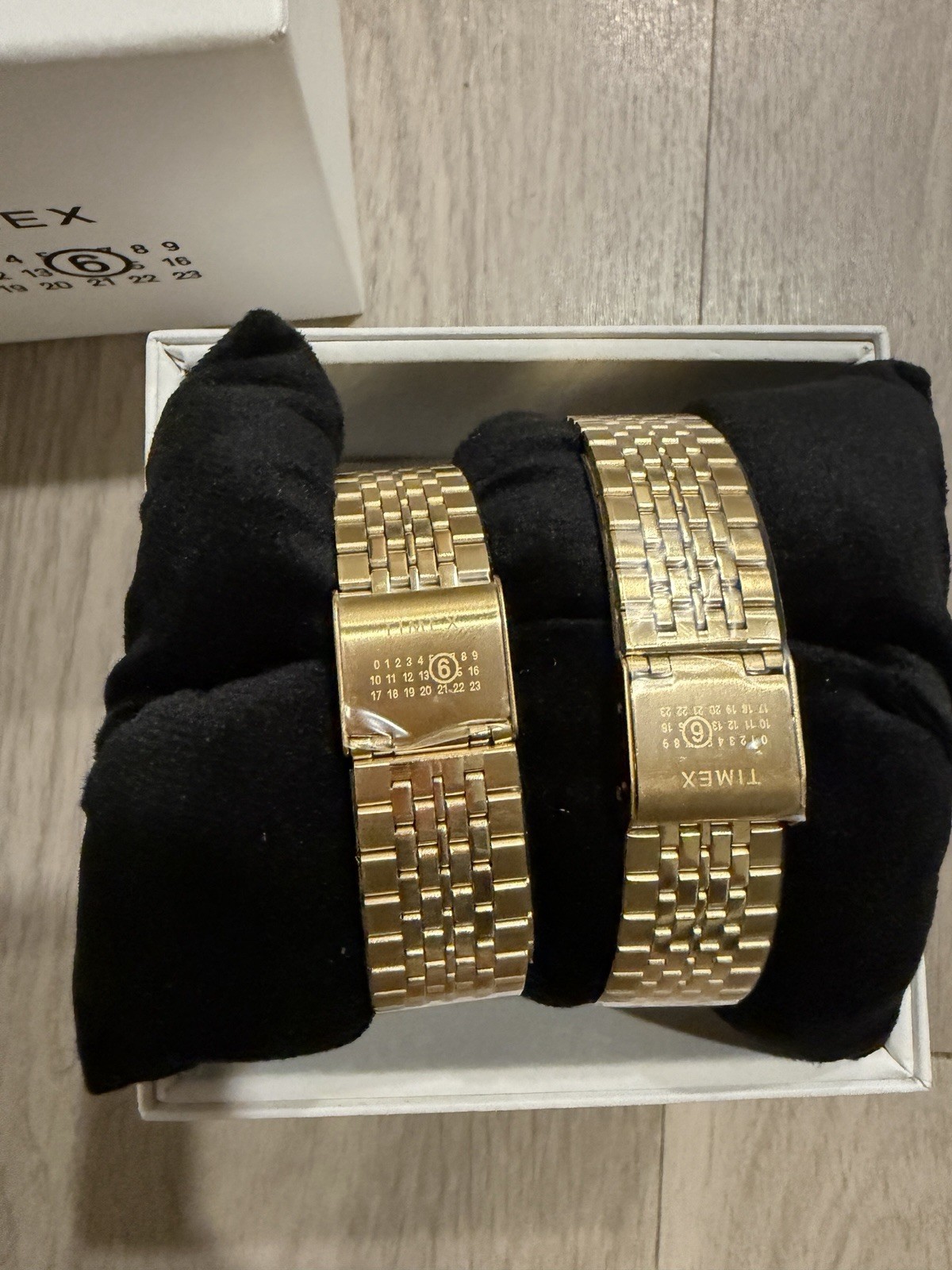 Timex MM6 Maison Margiela T80 Watch Gift Set – Brand New