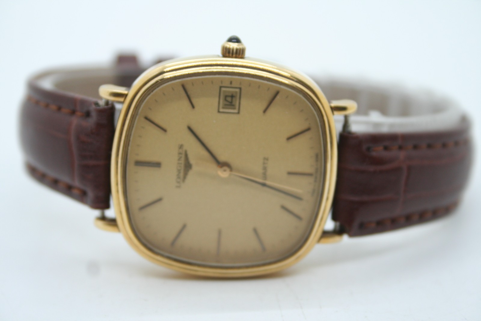 [READ] Longines Cal.L744.2 Quartz Date Gold Dial Mens Watch