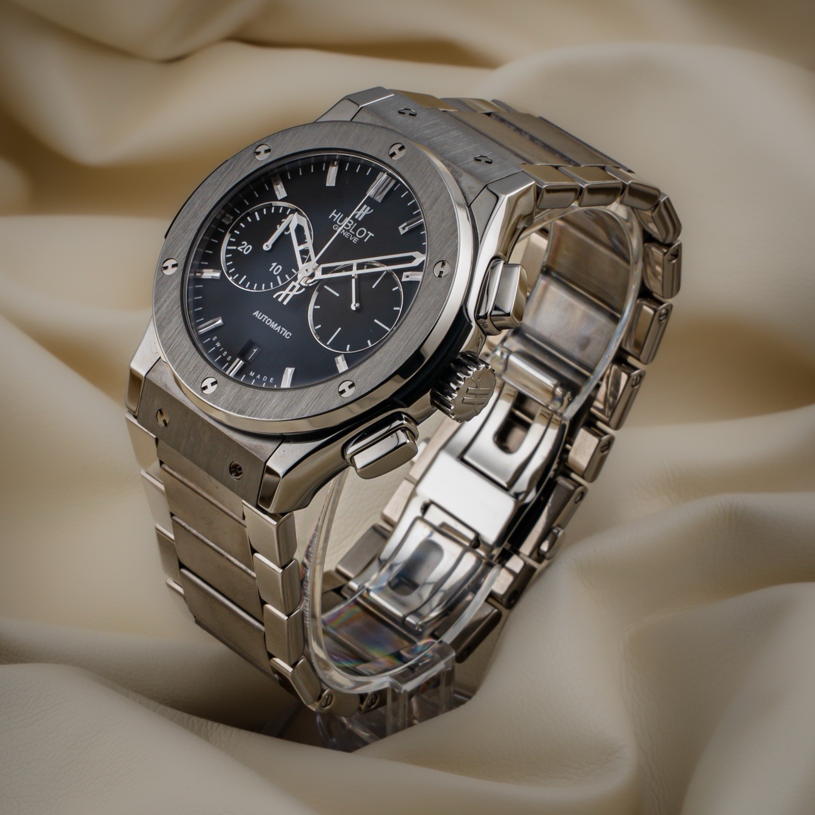 Hublot Classic Fusion Chronograph Bracelet Box & Papers 45mm Excellent Condition
