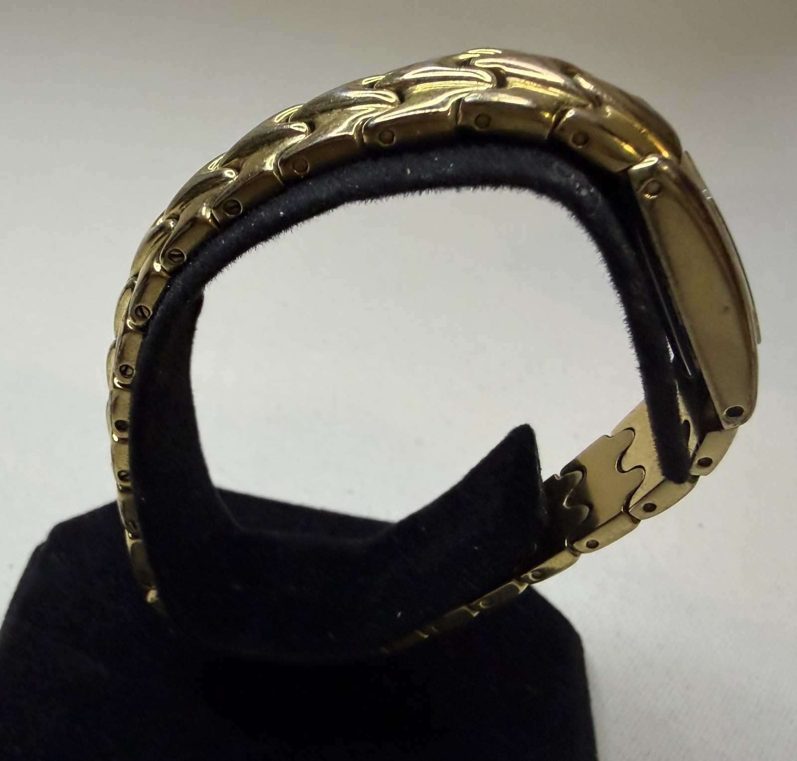 Elgin EM912-170 Womens Gold Tone Watch Rectangular Case Chevron Link Bracelet