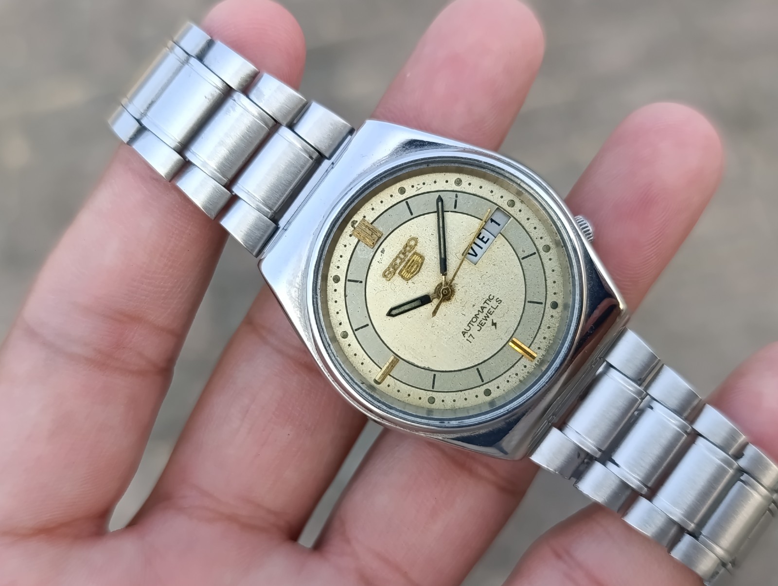 Lot of 4 Vintage Seiko 5 Automatic Day-Date SS Men’s Japanese Wristwatches