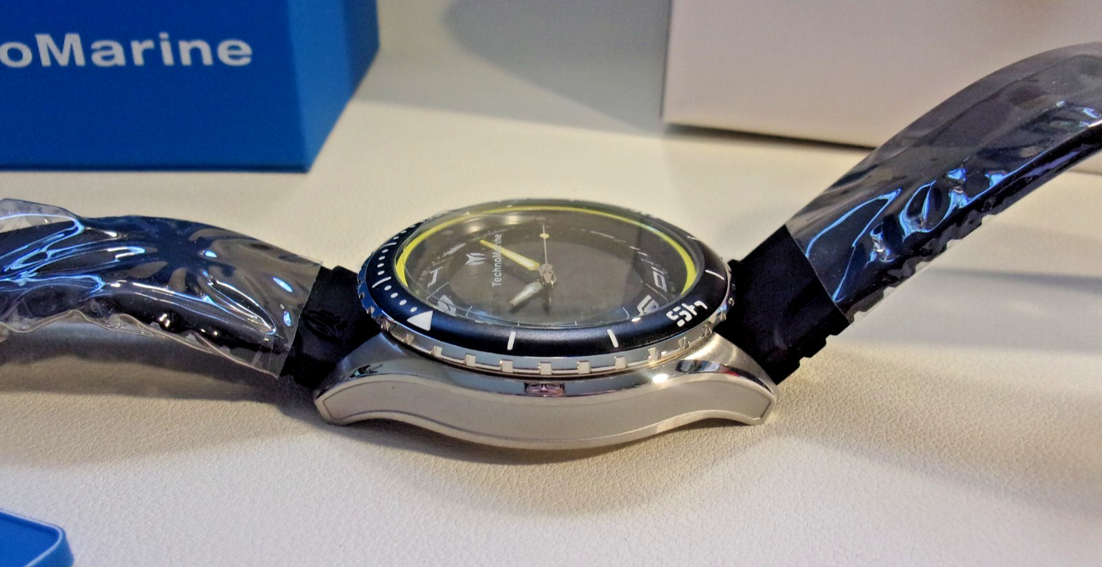 TechnoMarine automatic dual zone. Rotating inner ring. NH70A. 45mm. New in box.