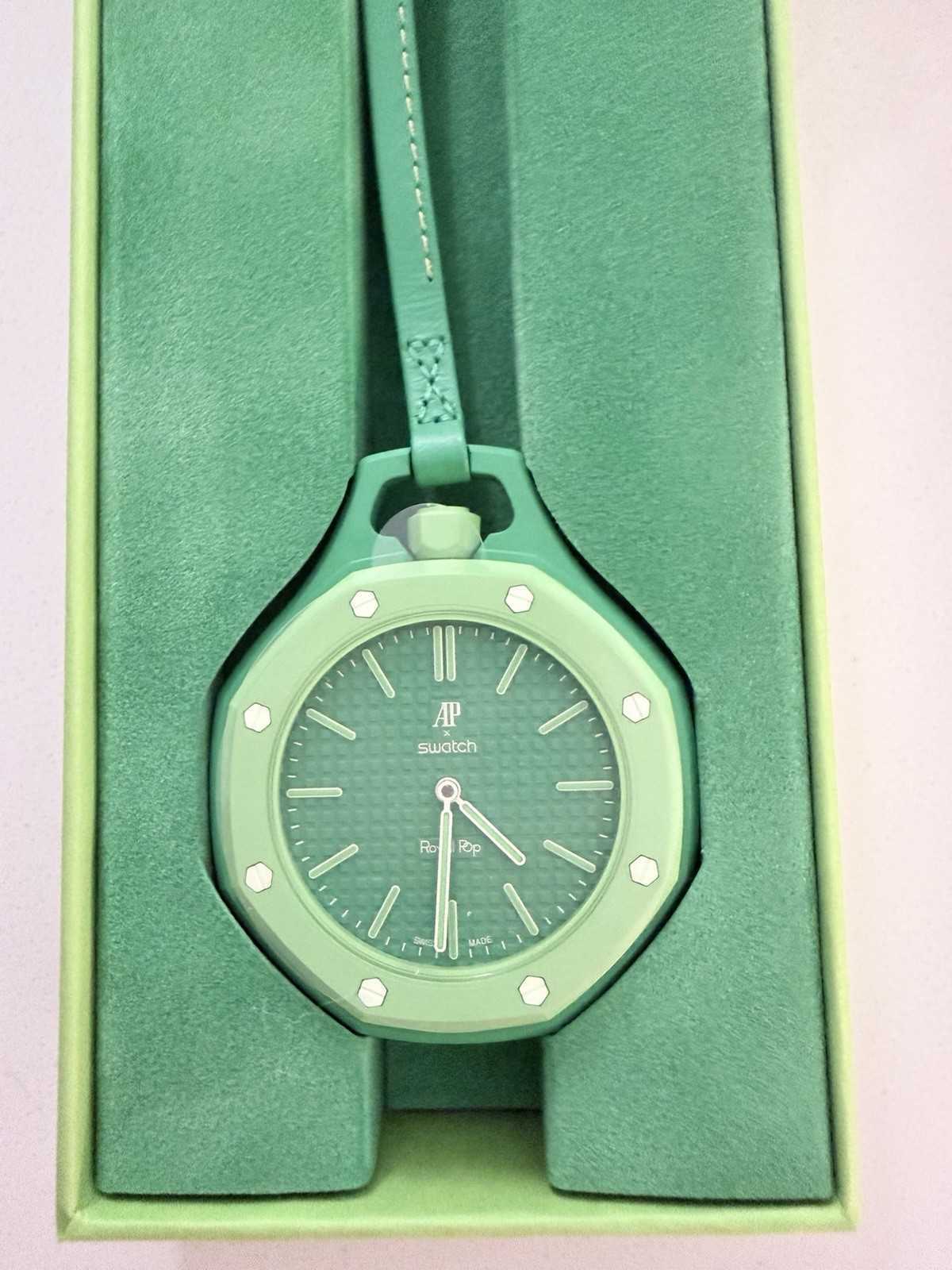 Swatch x Audemars Piguet Bioceramic Royal Pop Green 100% AUTHENTIC 2026