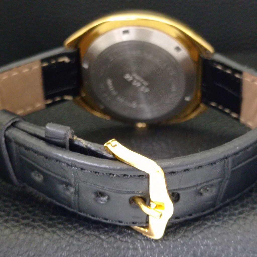 VINTAGE HMT KANCHAN 6501 AUTOMATIC INDIAN MENS GOLDEN COLOR DIAL WATCH a440939-1