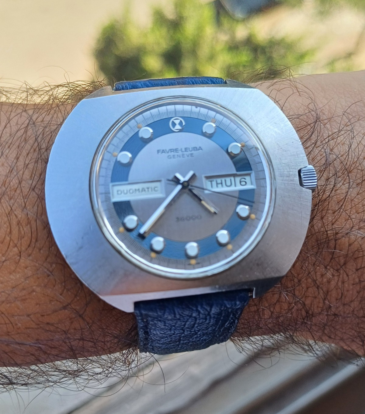 RARE FAVRE LEUBA 36000 HIGH BEAT UFO DUOMATIC MENS BLUE AUTOMATIC WATCH 45MM 21J