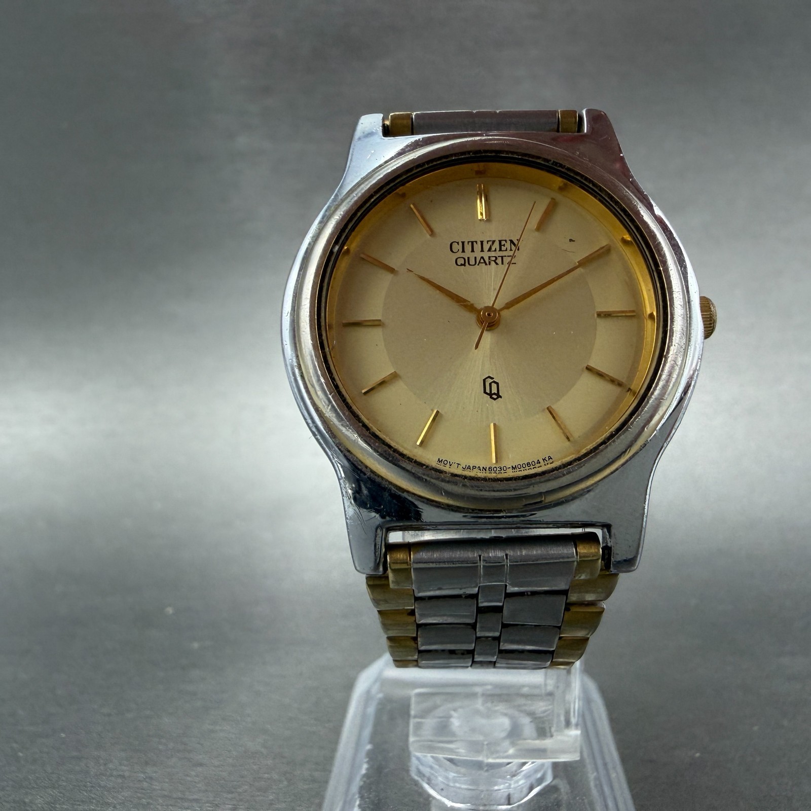 Citizen CQ Watch Unisex 33mm Champagne Dial Two Tone Round 6030-075099 New batt