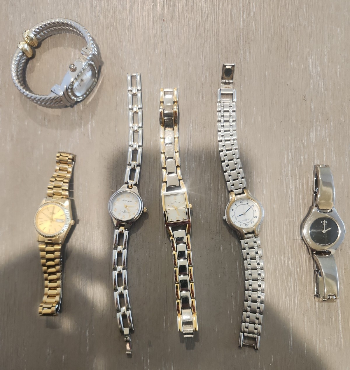 Lot of 6 Vintage Women’s Watches Not Working Various Brands