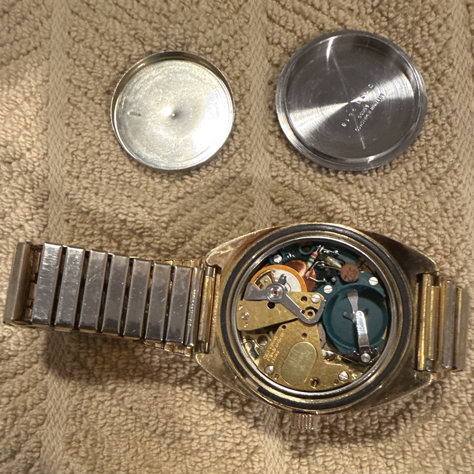 Wittnauer Electronic Men’s Quartz Swiss Made Day/Date Vintage Gold Dial 35mm