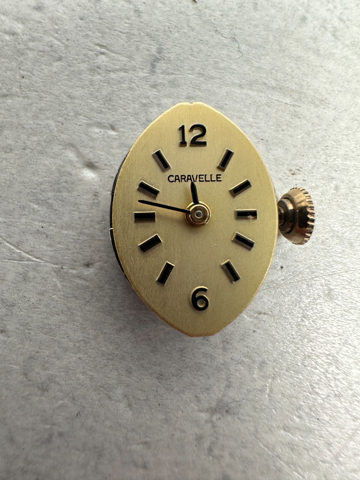 VTG Caravelle Bulova Watch Womens 14mm Oval Manual Wind 17J Gold Tone Working