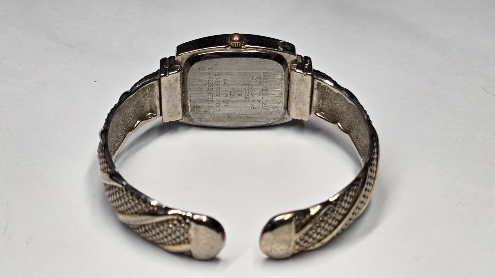 STUDIO Time STD950T Cuff Bracelet Quartz Analog Women’s Watch Sz. 6″ New Battery