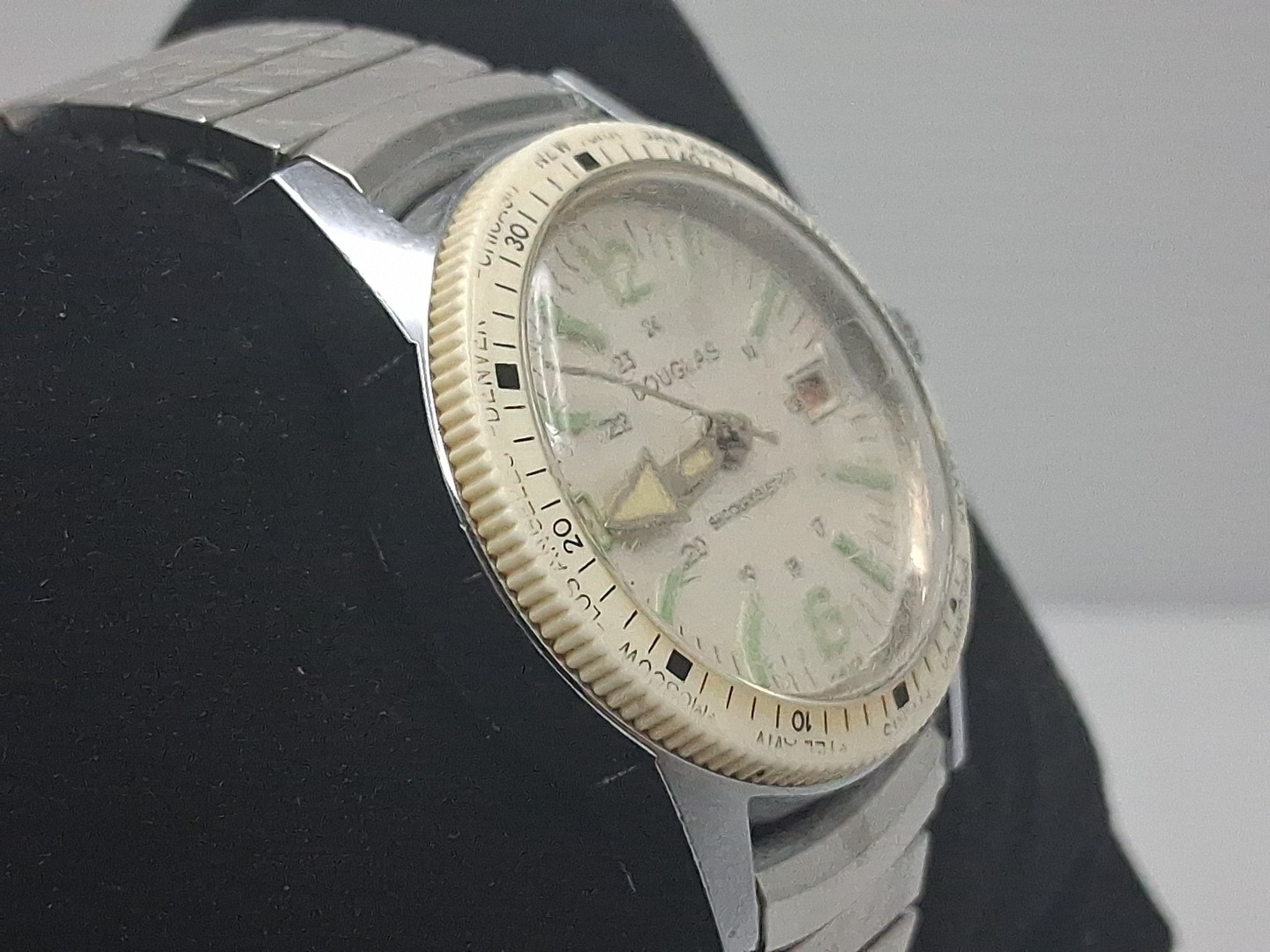 Vintage Douglas France Mechanical Watch 31mm WORKS