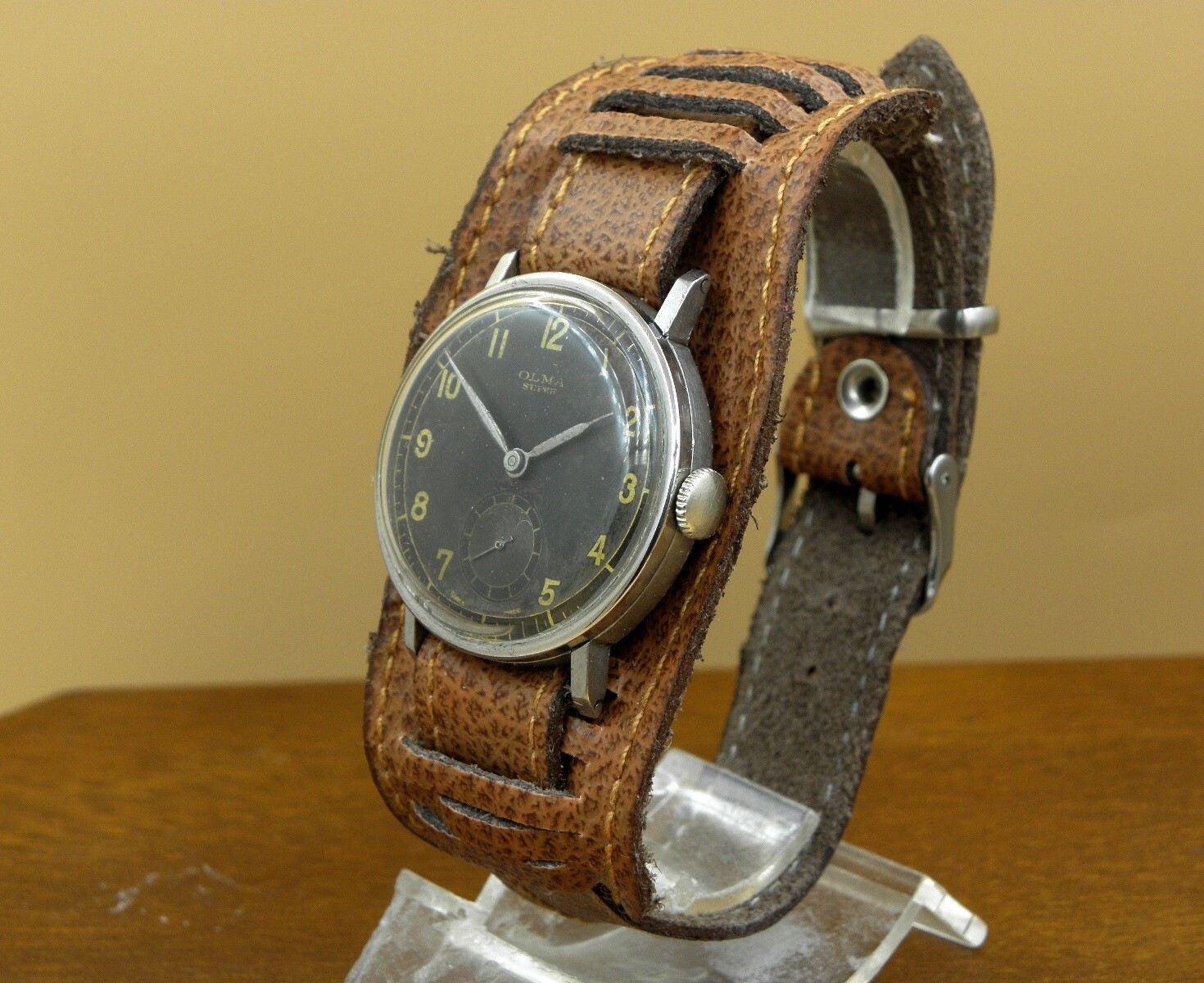 Rare OLMA “SUPER” Pilots WWII 1940’s Military Swiss Mens Wrist Watch 17j